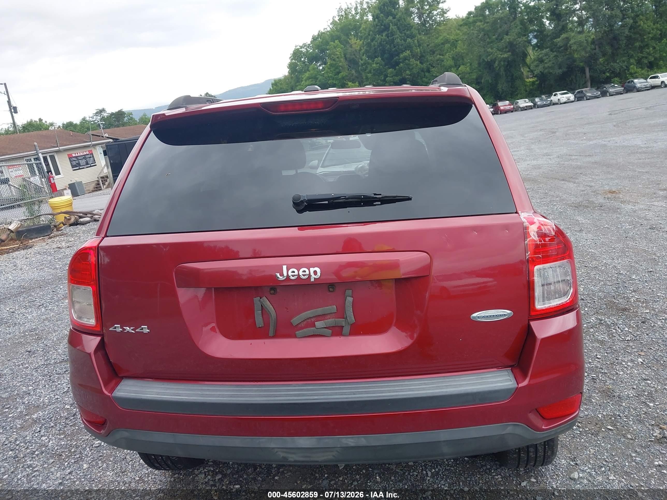 2012 Jeep Compass Latitude Red vin: 1C4NJDEB2CD651132