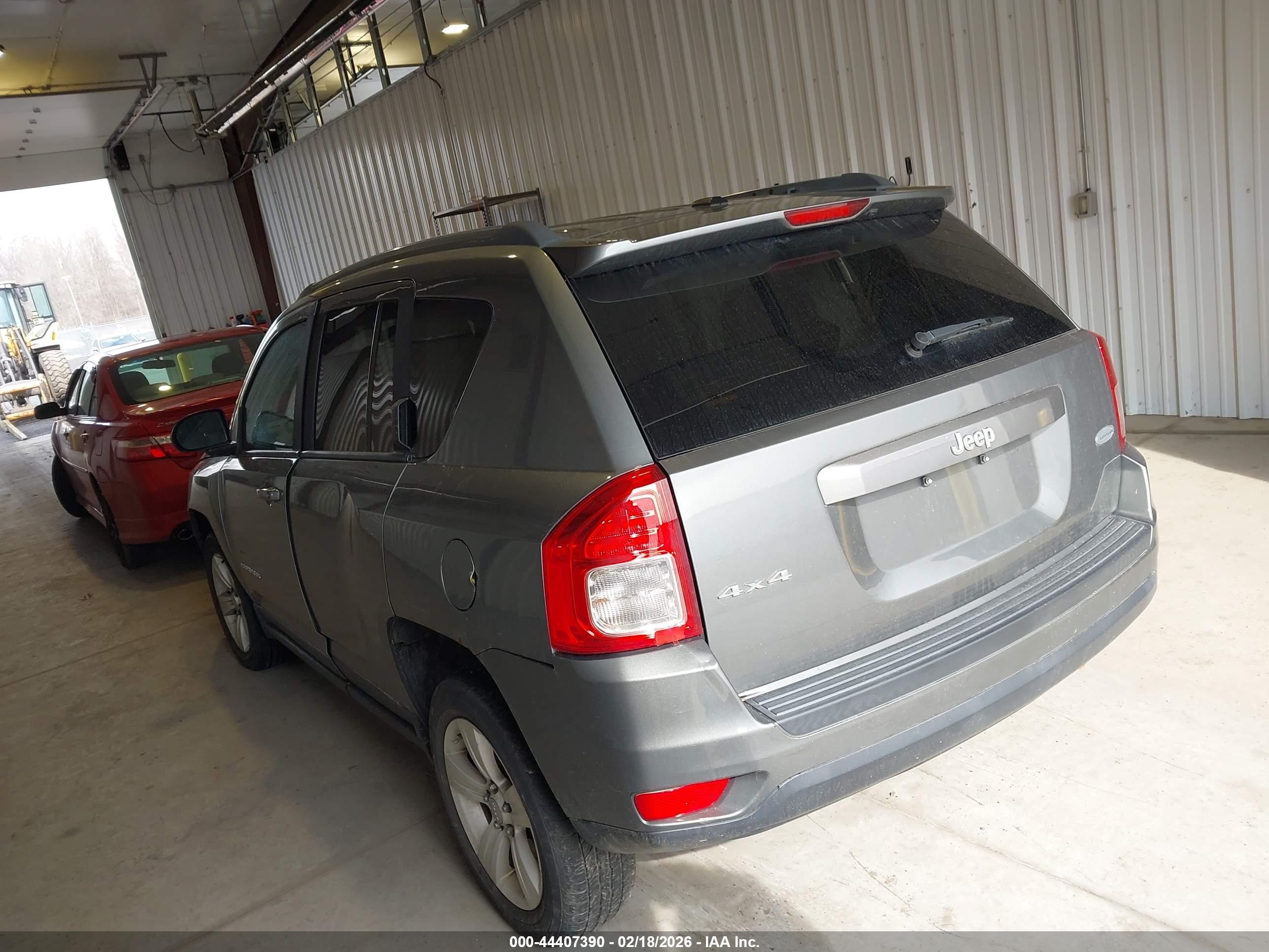 2013 Jeep Compass Latitude Gray vin: 1C4NJDEB2DD101432