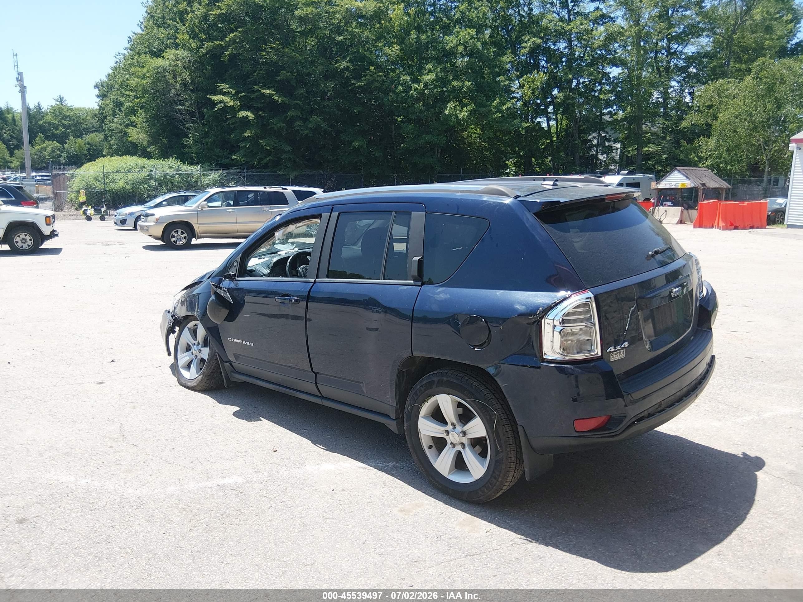 2013 Jeep Compass Latitude Dark Blue vin: 1C4NJDEB2DD222154
