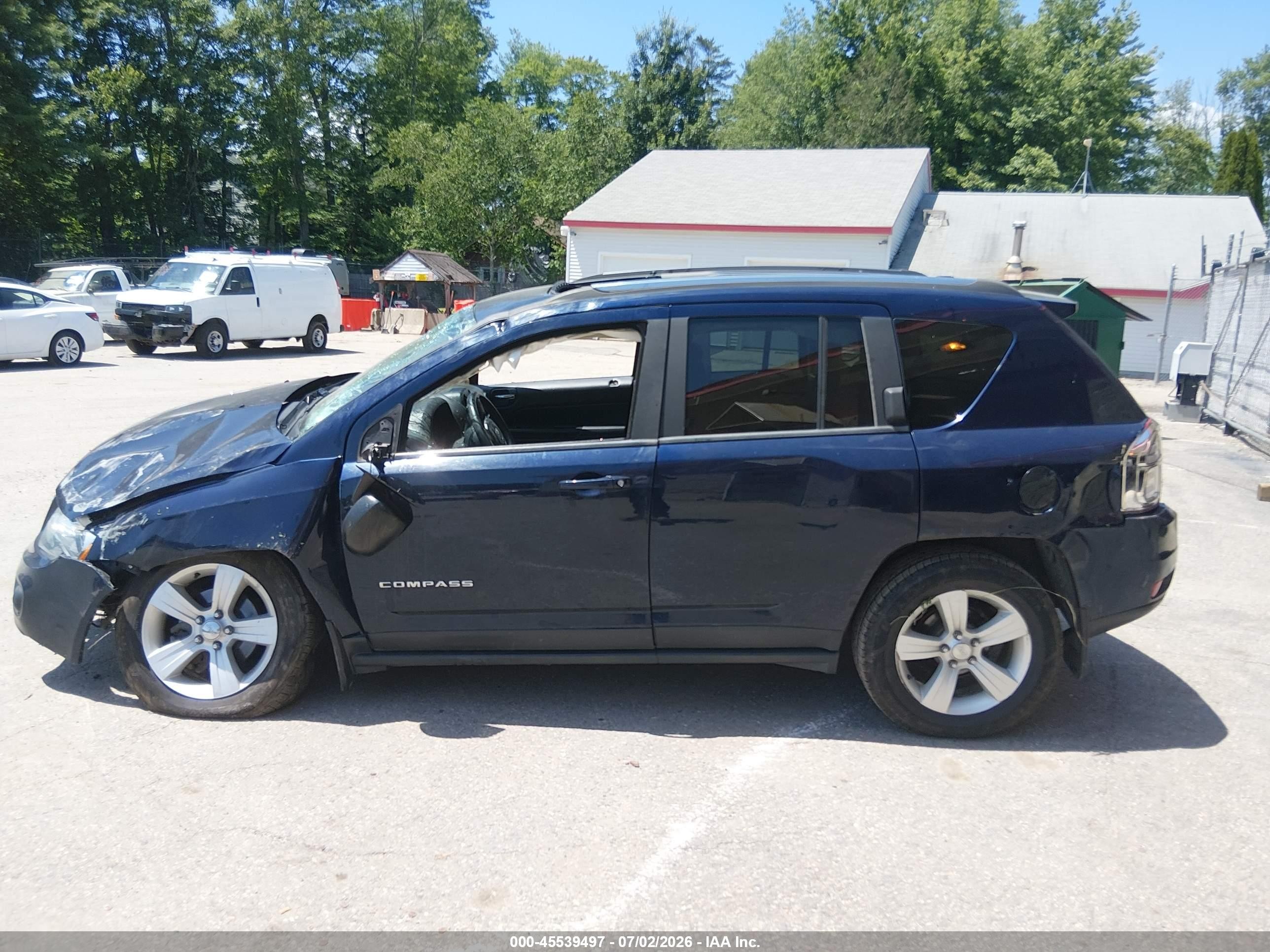 2013 Jeep Compass Latitude Dark Blue vin: 1C4NJDEB2DD222154