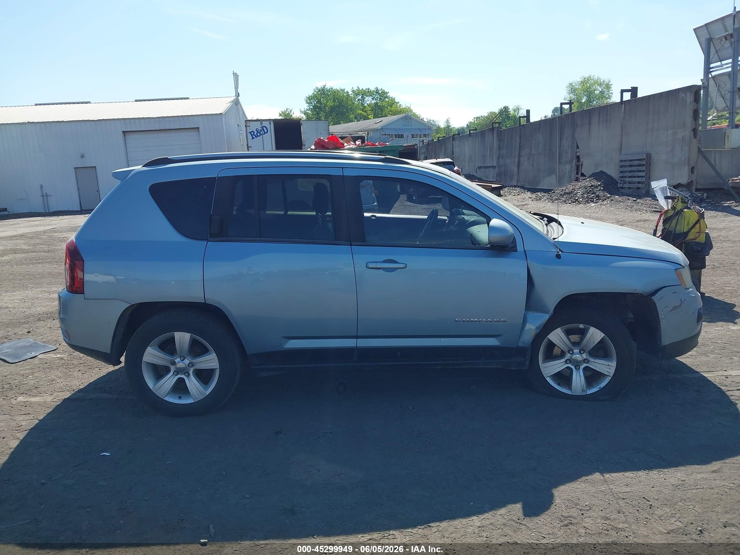 2014 Jeep Compass Latitude Light Blue vin: 1C4NJDEB2ED520981