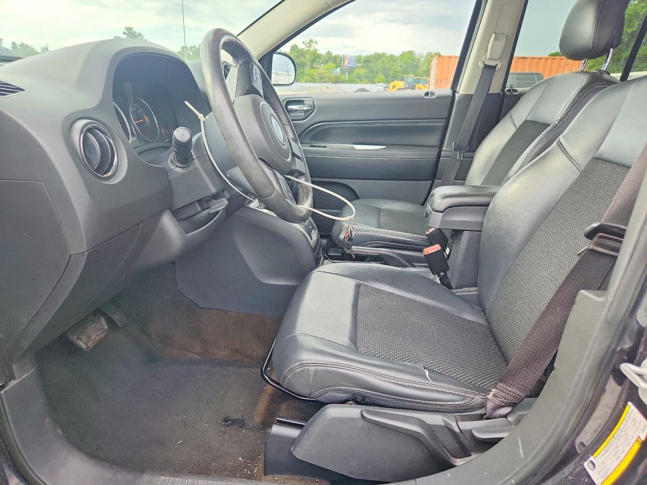 2014 Jeep Compass Latitude Black vin: 1C4NJDEB2ED623589