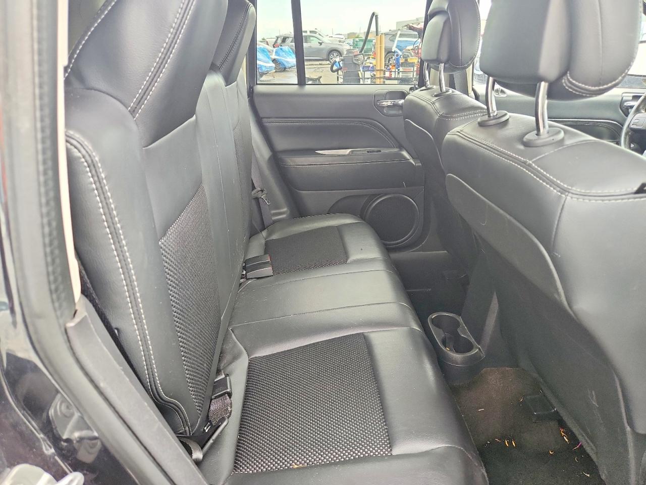 2014 Jeep Compass Latitude Black vin: 1C4NJDEB2ED623589
