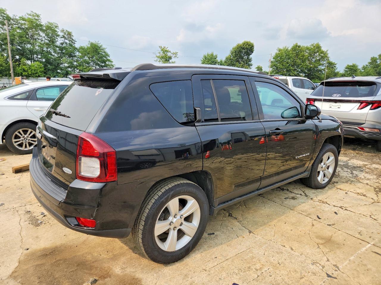 2014 Jeep Compass Latitude Black vin: 1C4NJDEB2ED626296