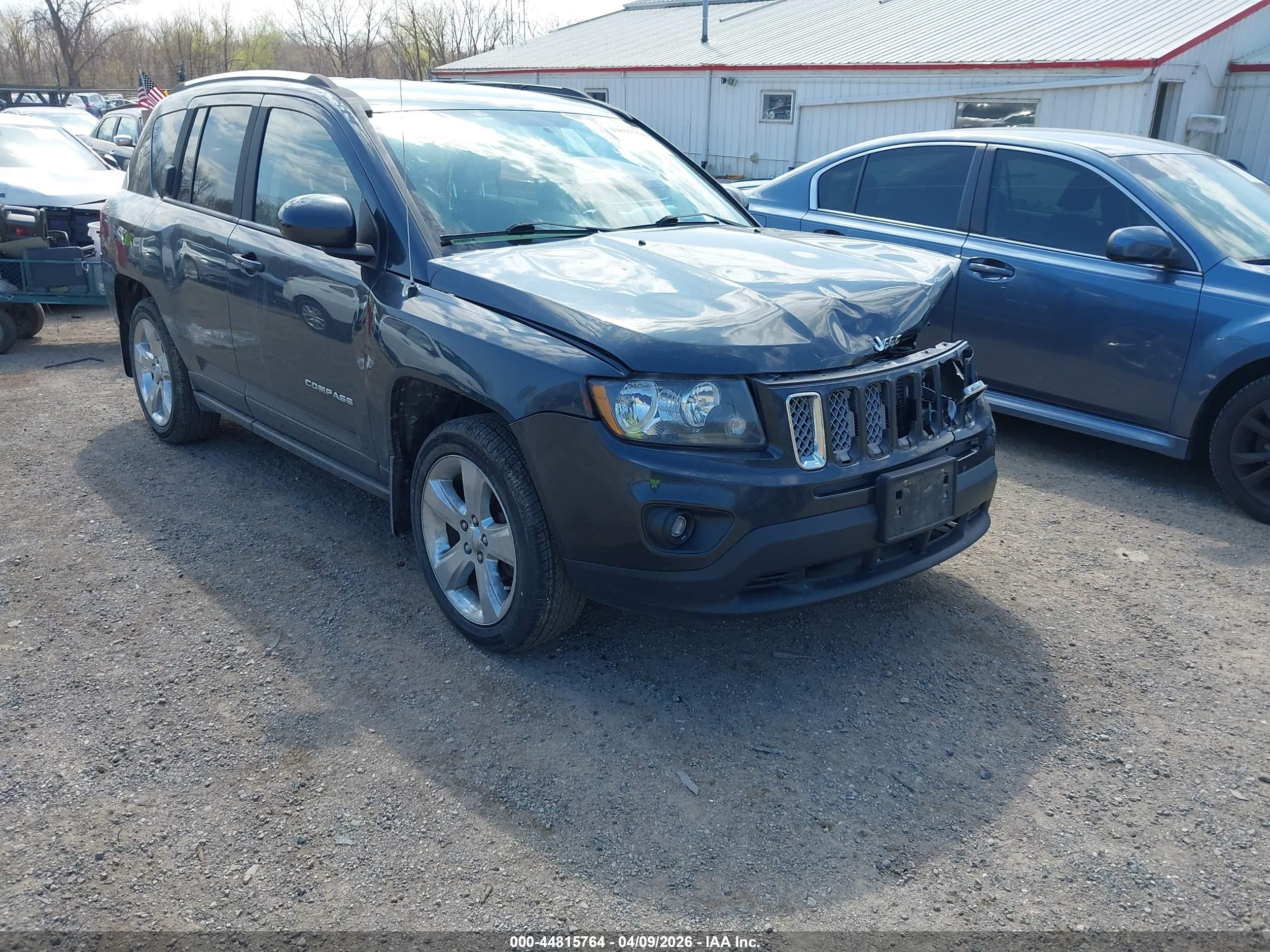 2014 Jeep Compass Latitude Dark Blue vin: 1C4NJDEB2ED665700