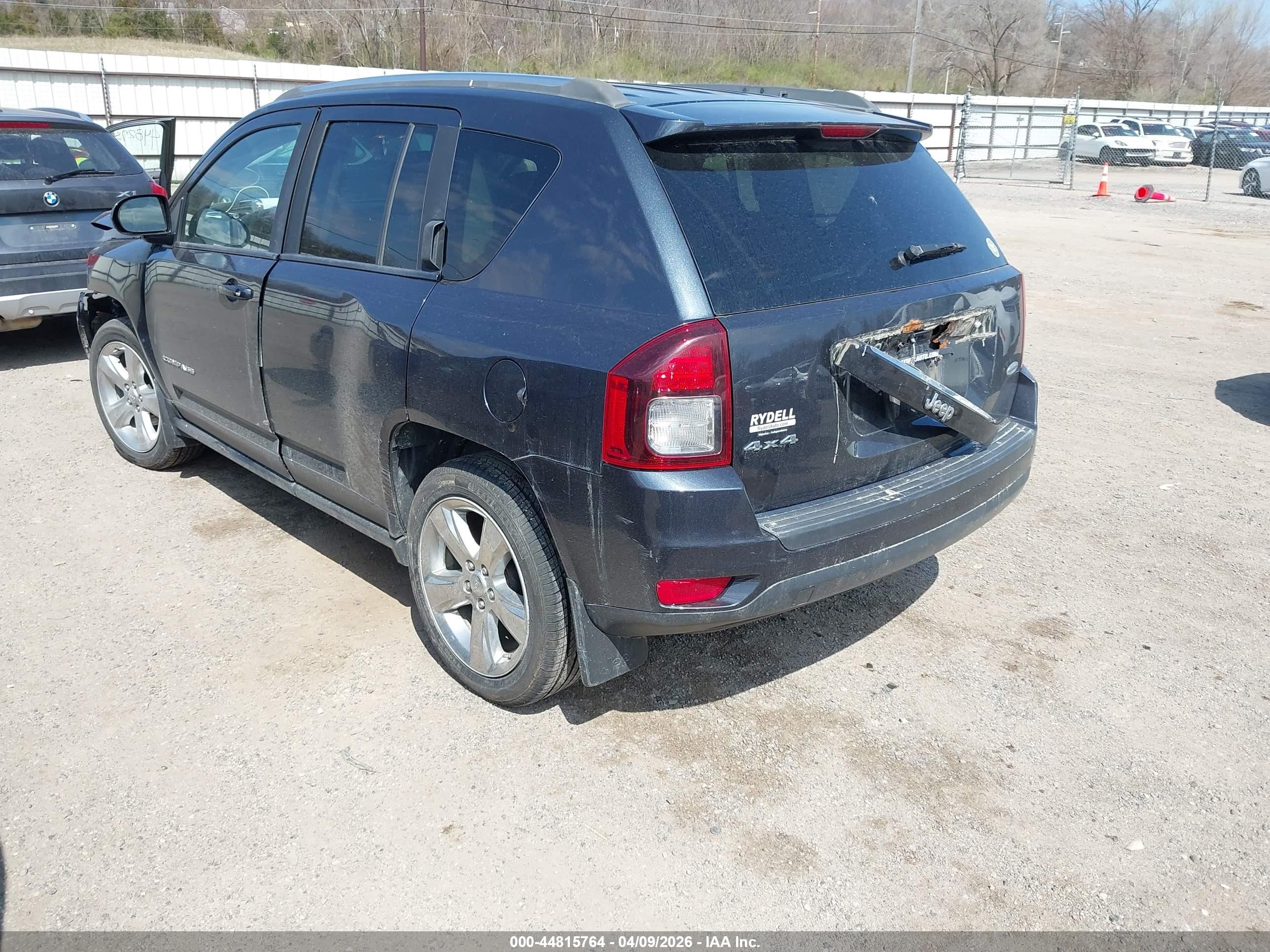 2014 Jeep Compass Latitude Dark Blue vin: 1C4NJDEB2ED665700