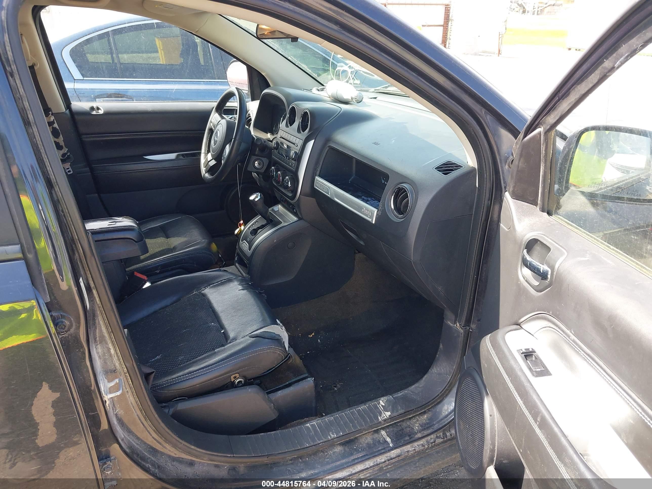 2014 Jeep Compass Latitude Dark Blue vin: 1C4NJDEB2ED665700