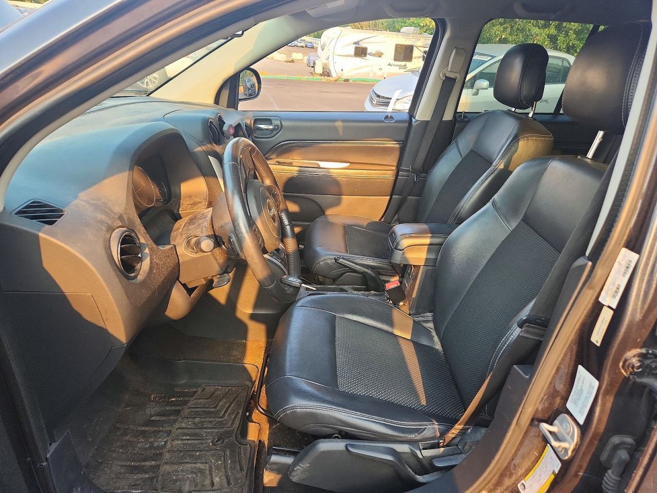 2014 Jeep Compass Latitude Black vin: 1C4NJDEB2ED809598