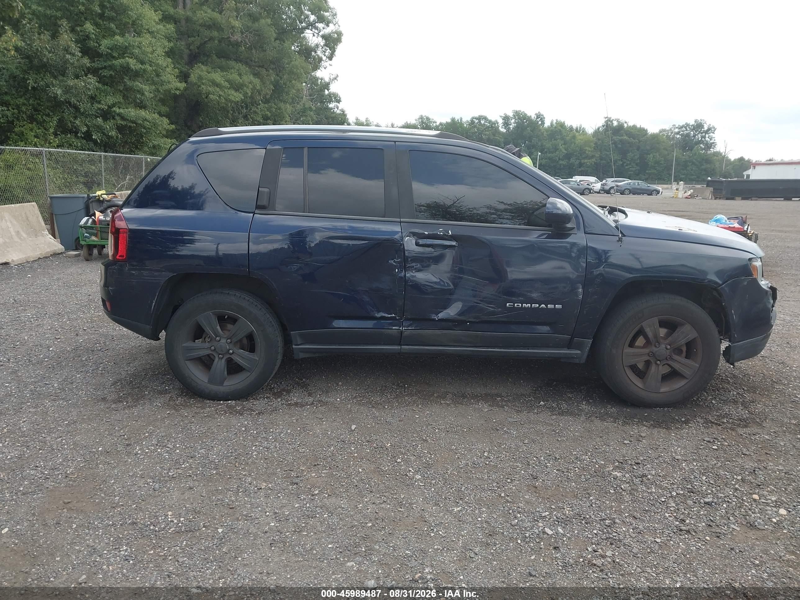 2014 Jeep Compass Latitude Blue vin: 1C4NJDEB2ED817152