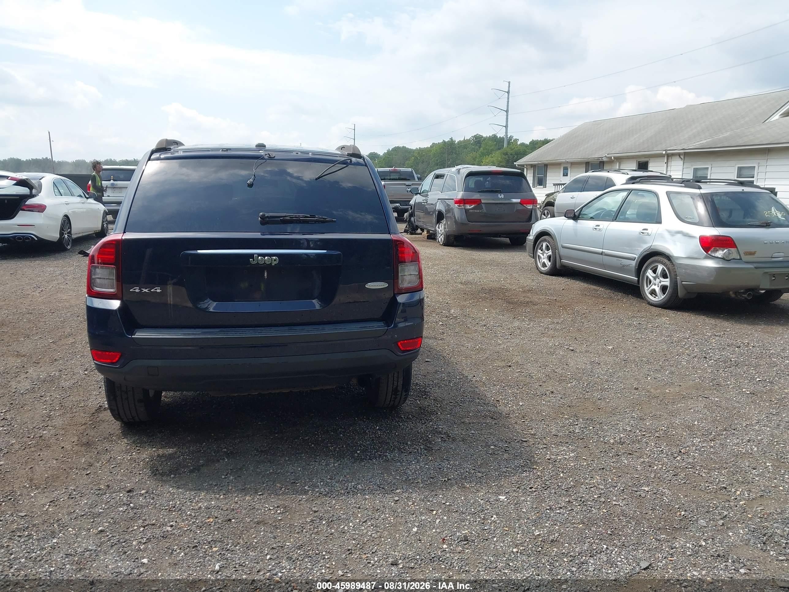 2014 Jeep Compass Latitude Blue vin: 1C4NJDEB2ED817152