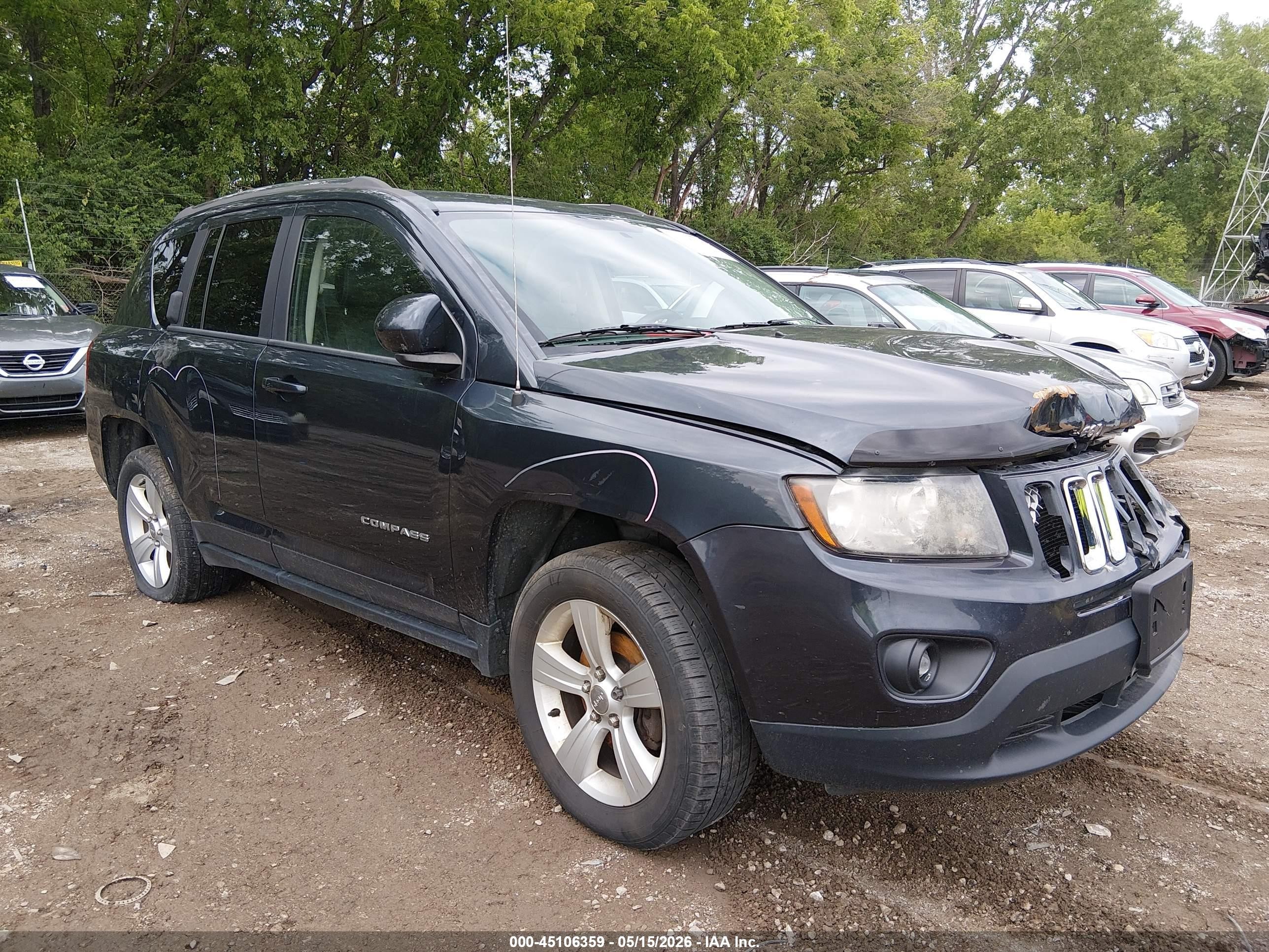 2014 Jeep Compass Latitude Gray vin: 1C4NJDEB2ED886391