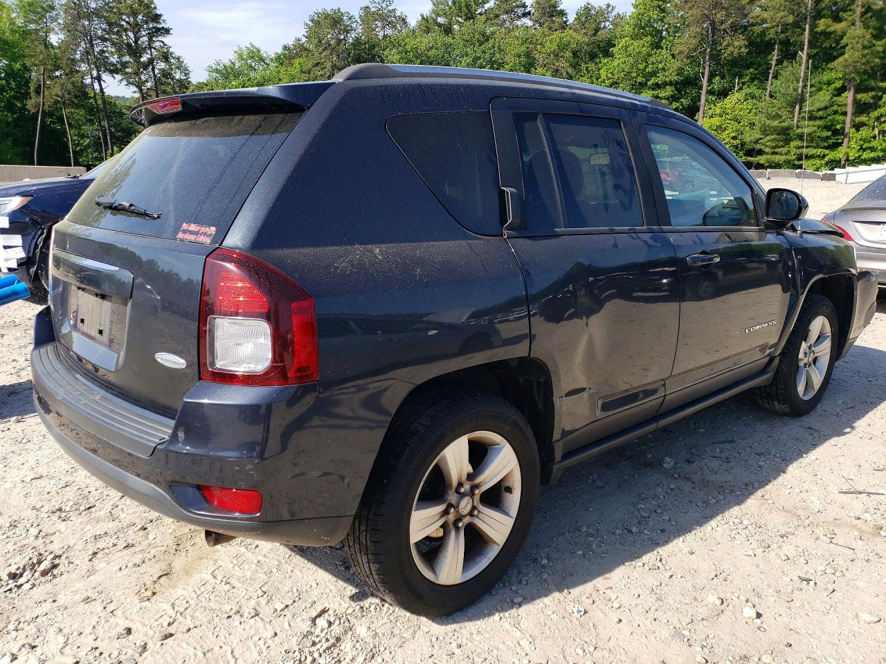 2015 Jeep Compass Latitude Gray vin: 1C4NJDEB2FD162833
