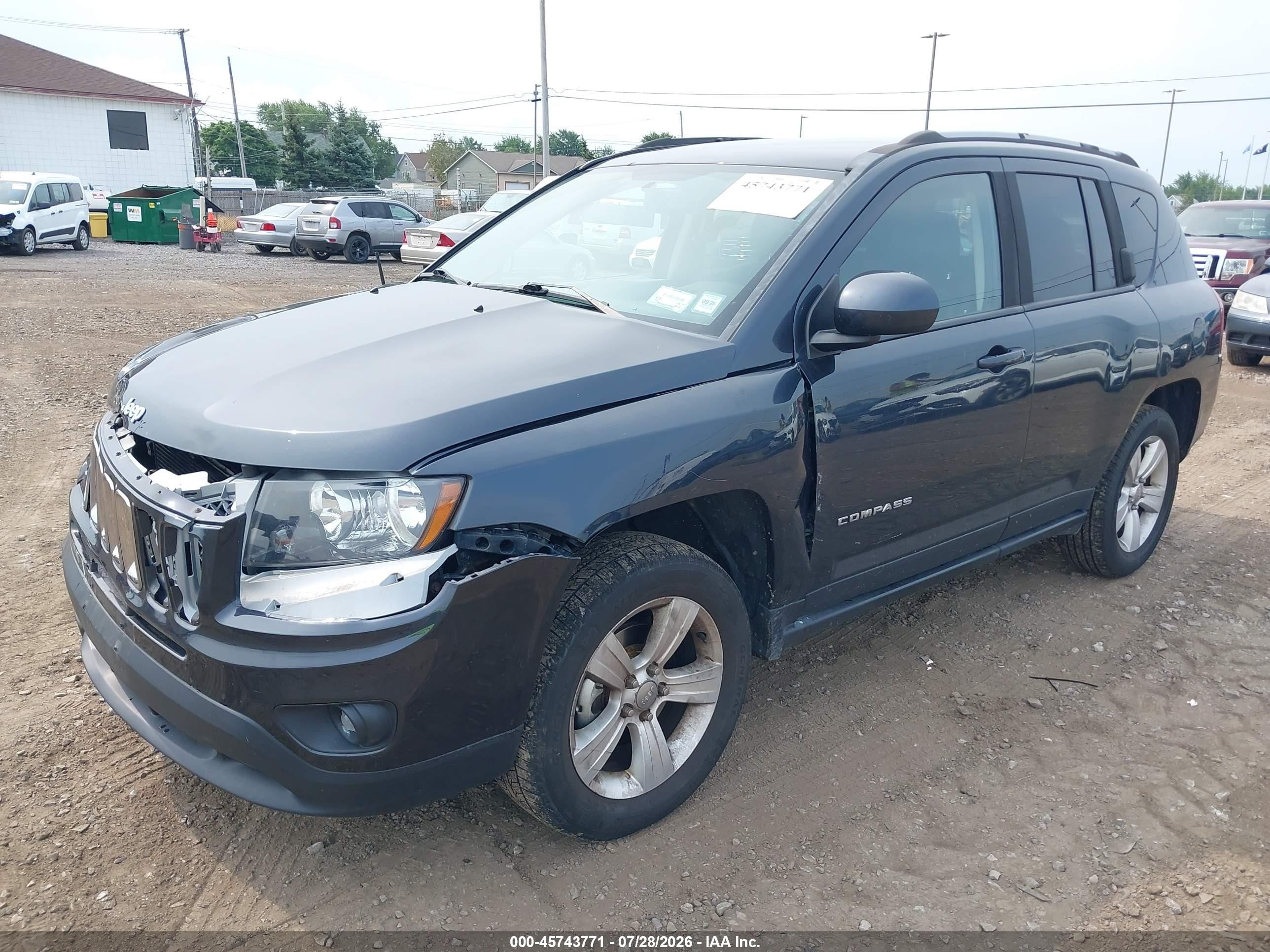 2015 Jeep Compass Latitude Blue vin: 1C4NJDEB2FD258462