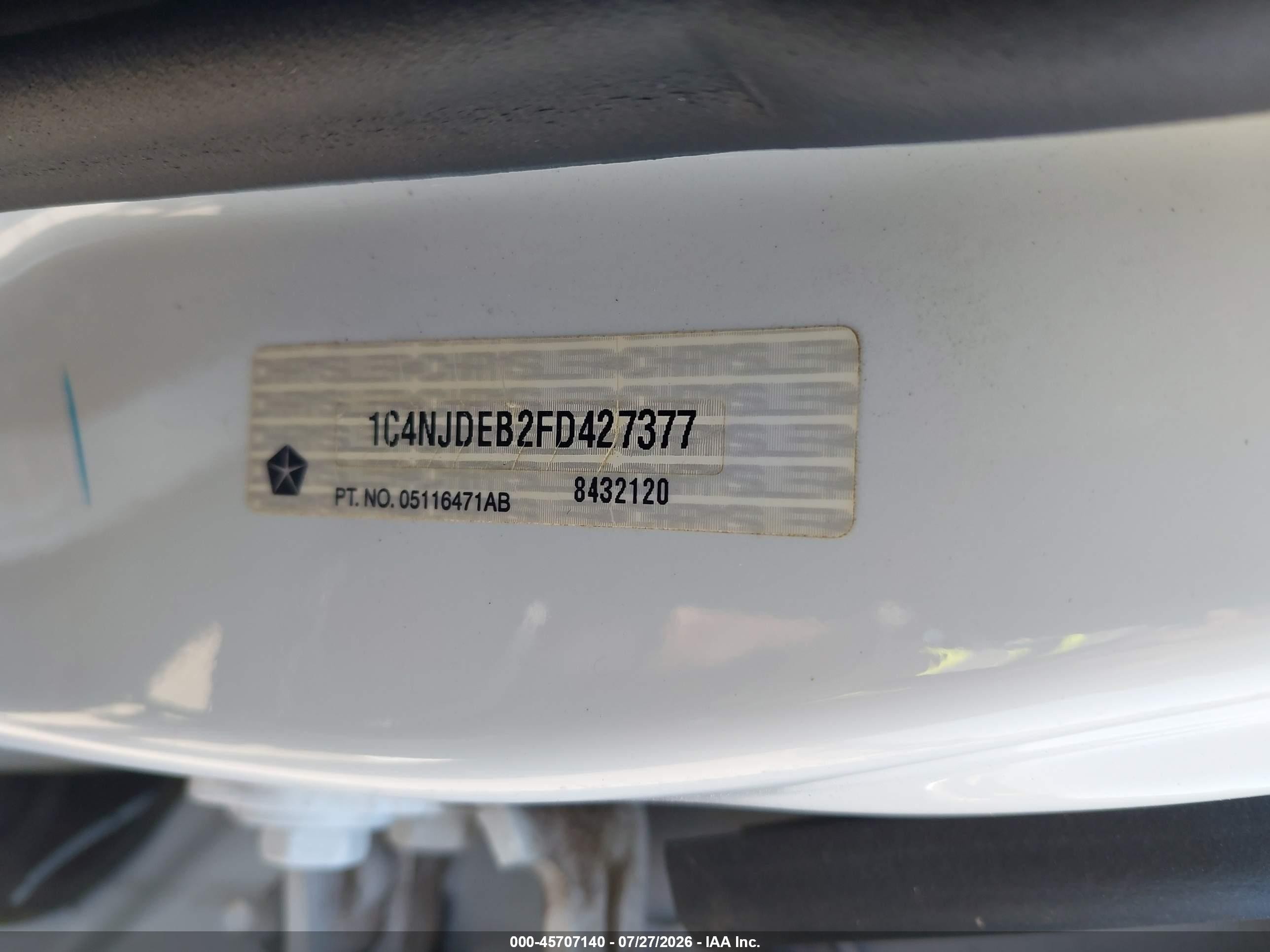 2015 Jeep Compass High Altitude Edition White vin: 1C4NJDEB2FD427377