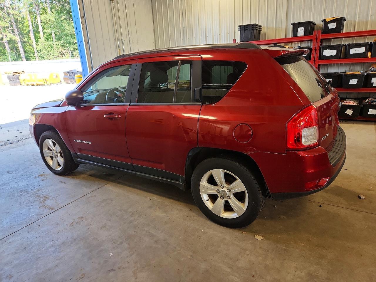 2012 Jeep Compass Latitude Maroon vin: 1C4NJDEB3CD572911