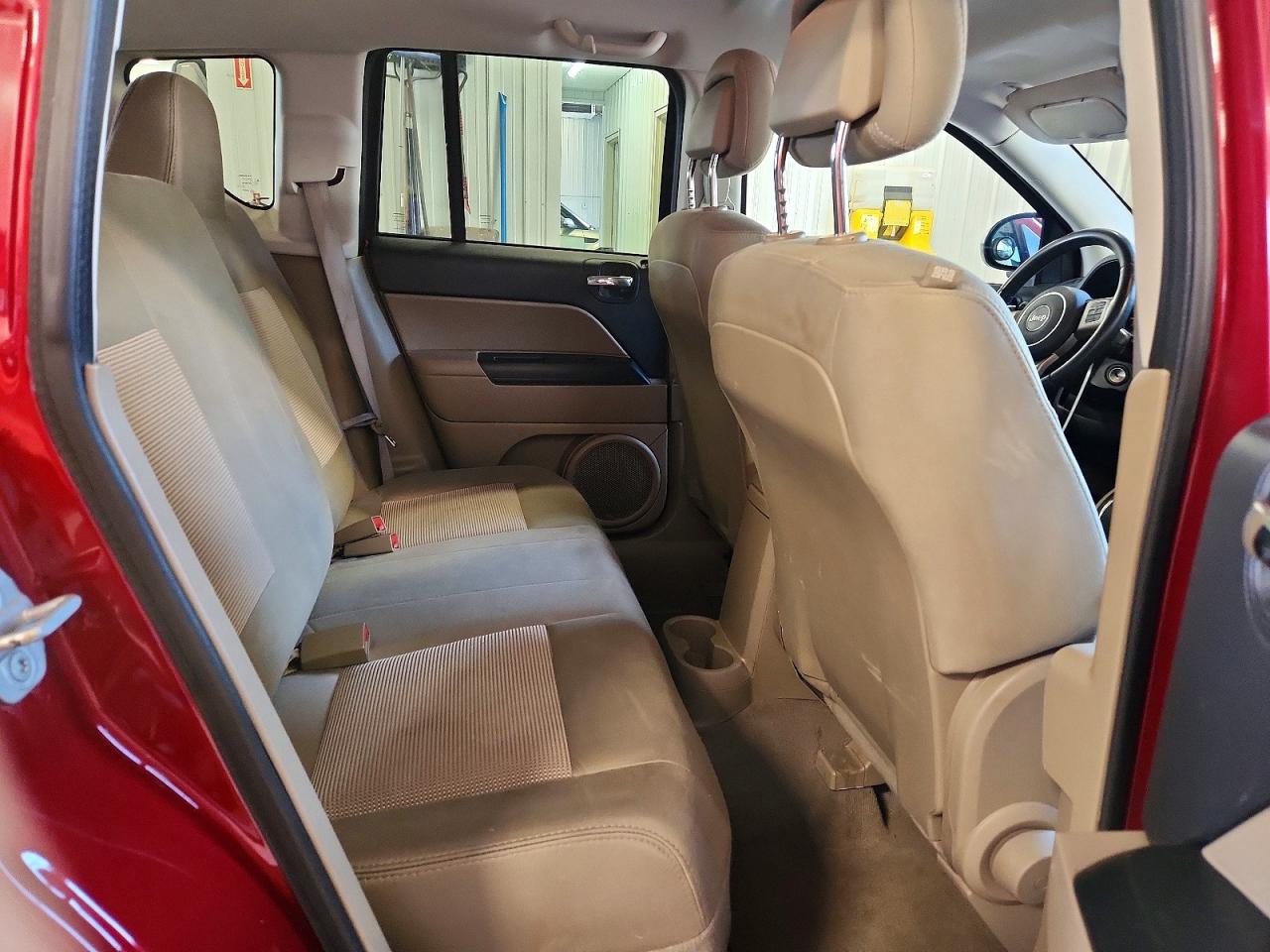 2012 Jeep Compass Latitude Maroon vin: 1C4NJDEB3CD572911