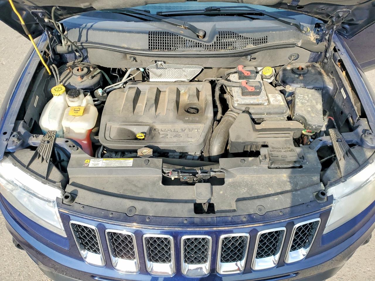 2012 Jeep Compass Latitude Синий vin: 1C4NJDEB3CD630600