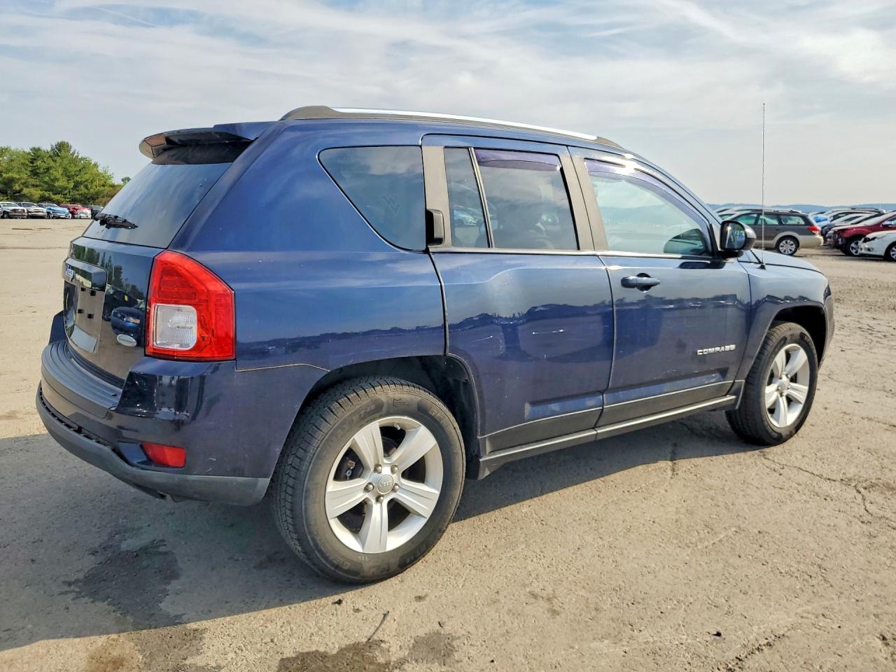 2012 Jeep Compass Latitude Синий vin: 1C4NJDEB3CD630600