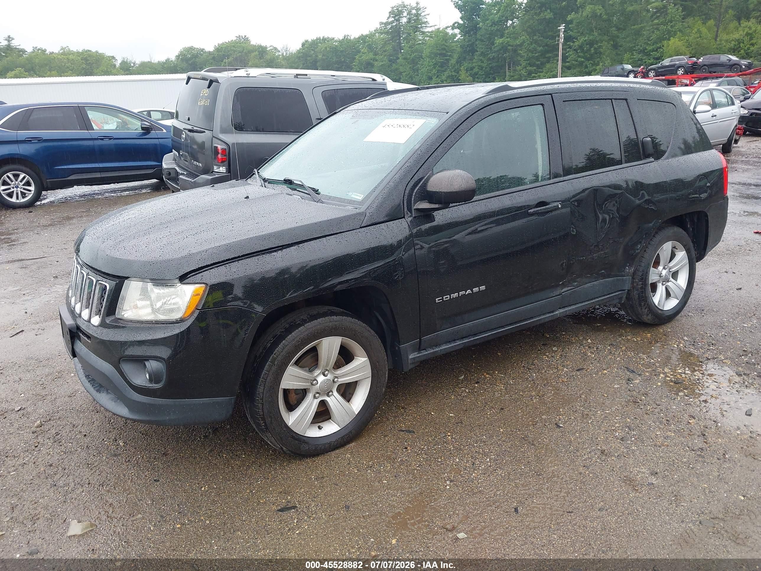 2013 Jeep Compass Latitude Black vin: 1C4NJDEB3DD129160