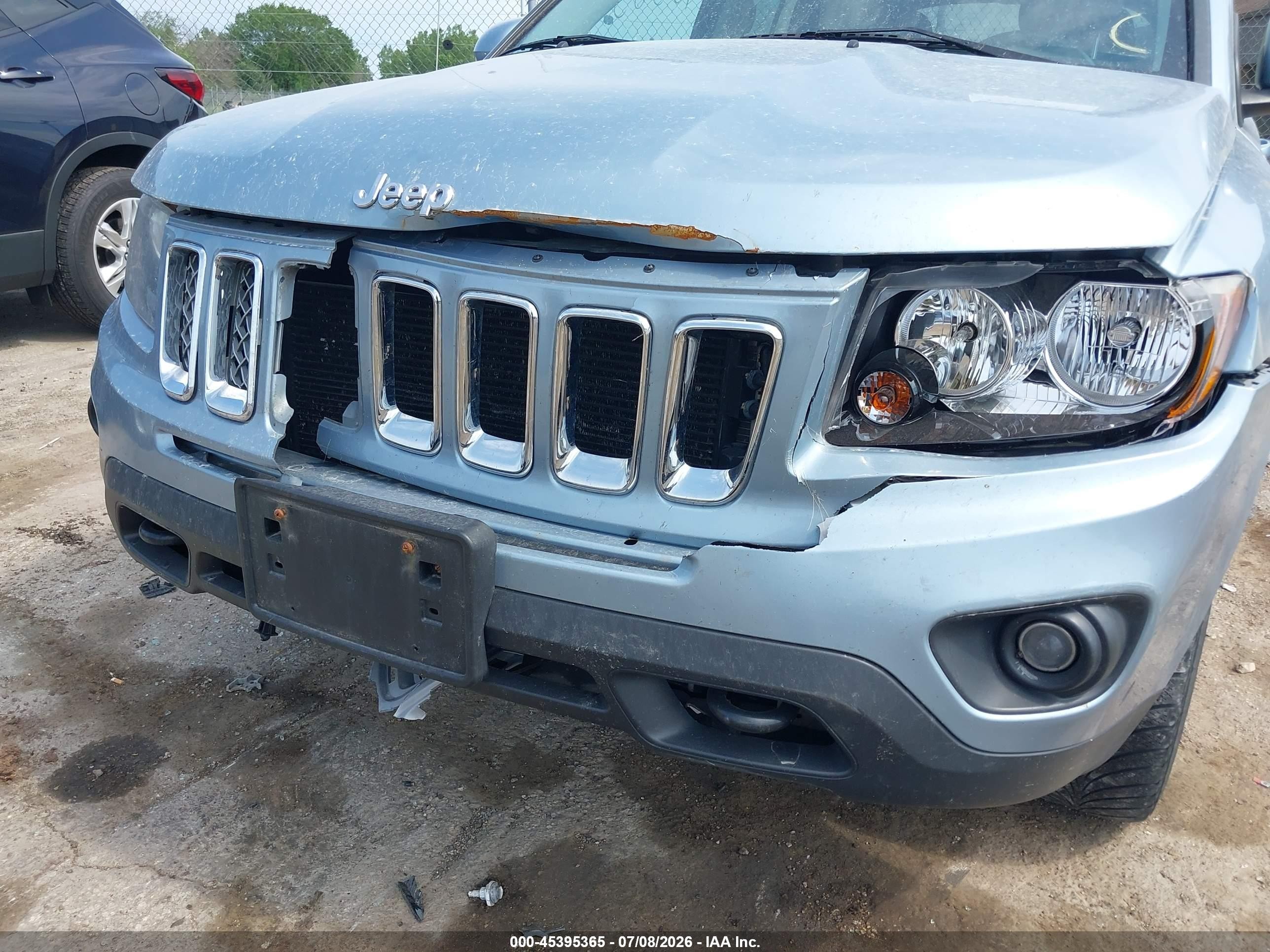 2014 Jeep Compass Latitude Light Blue vin: 1C4NJDEB3ED555061