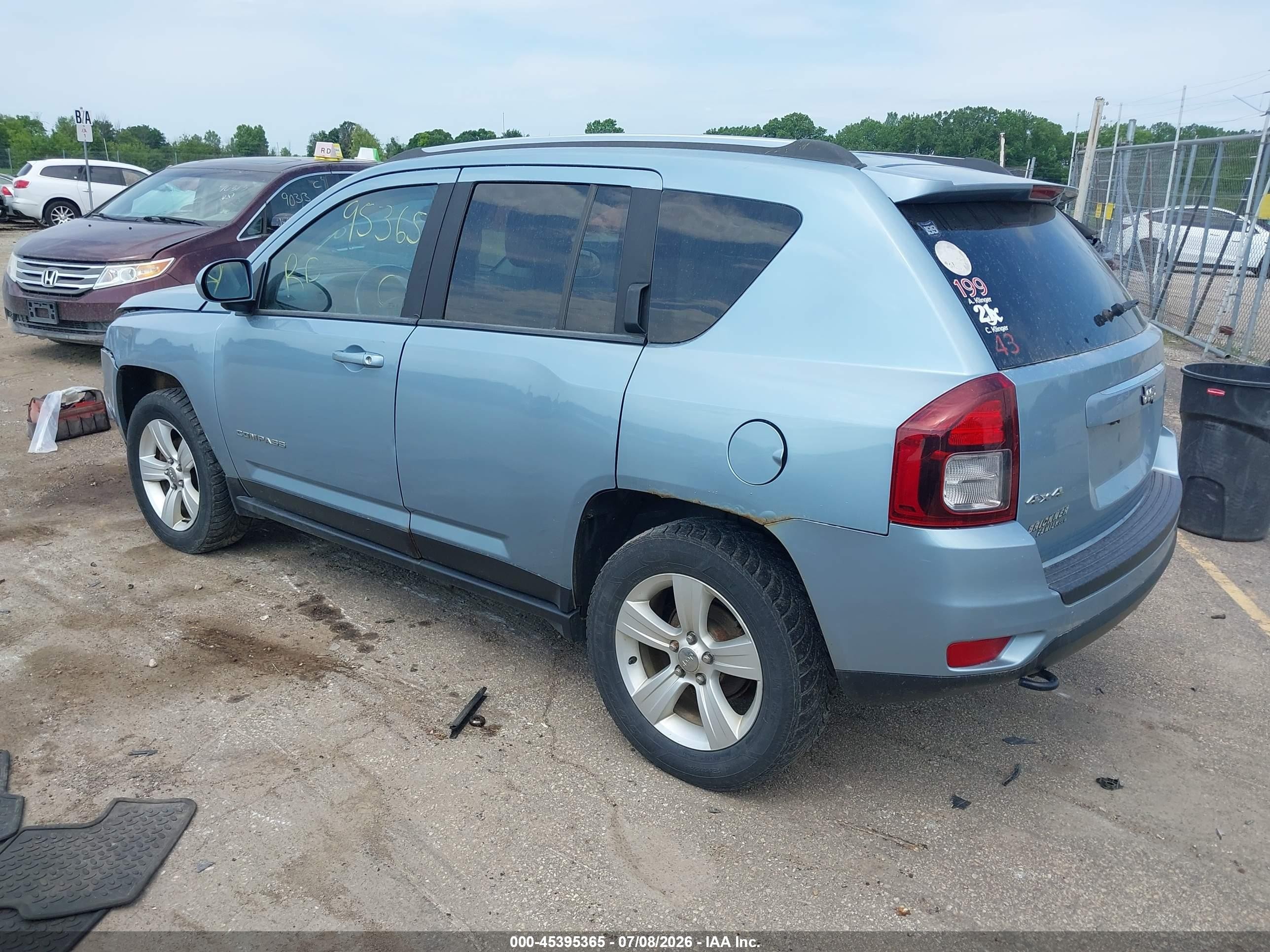 2014 Jeep Compass Latitude Light Blue vin: 1C4NJDEB3ED555061