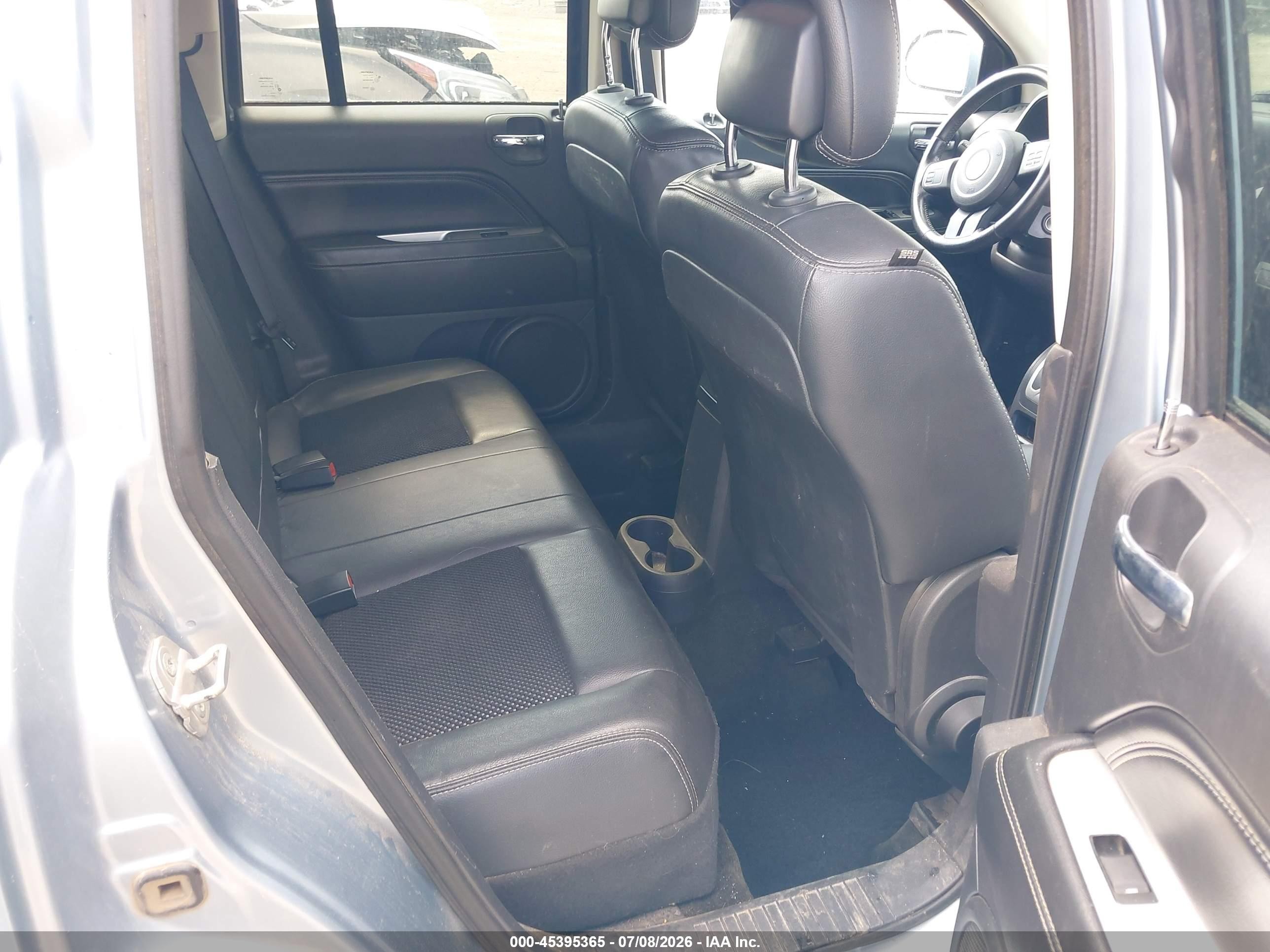 2014 Jeep Compass Latitude Light Blue vin: 1C4NJDEB3ED555061