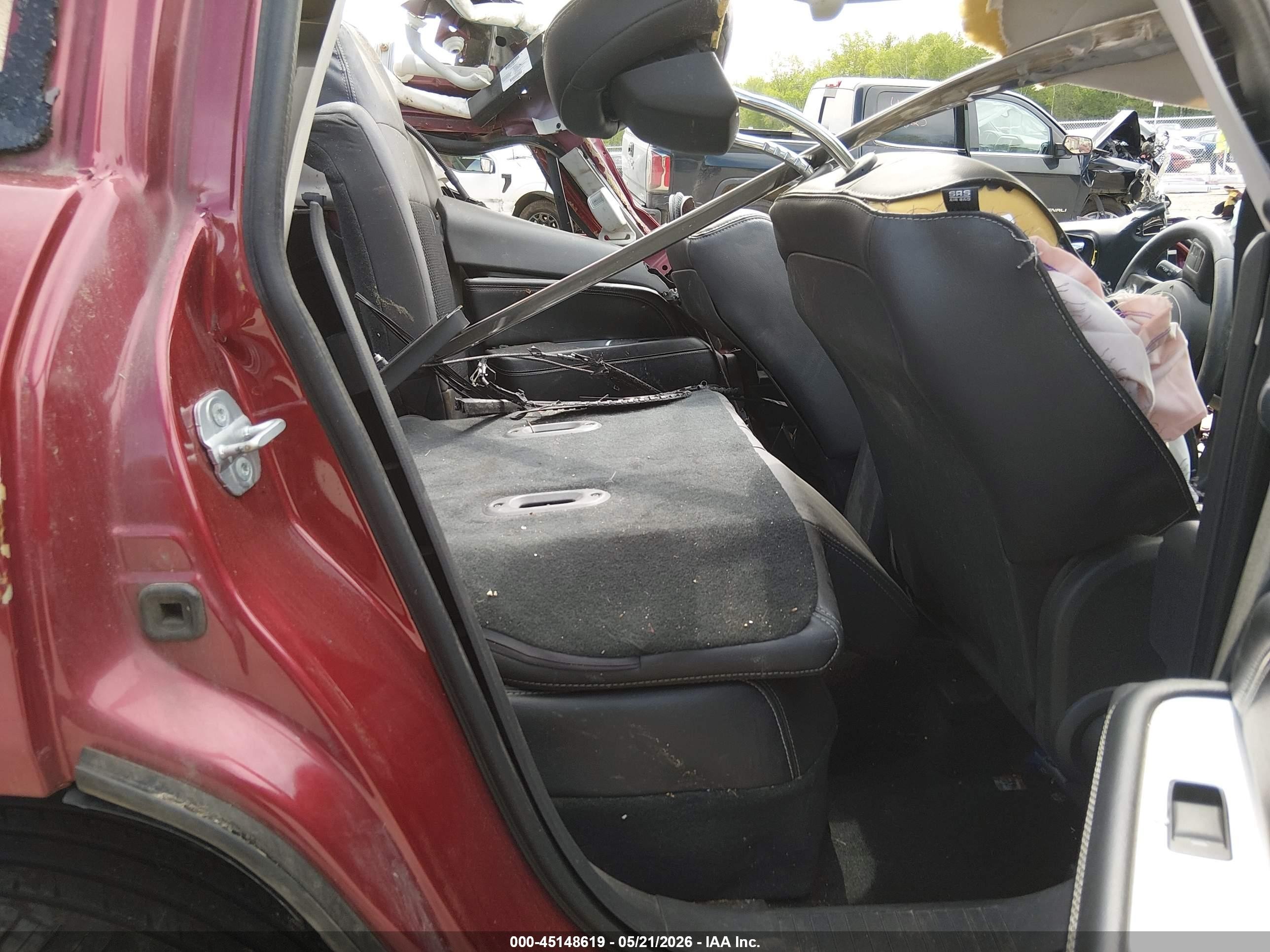 2014 Jeep Compass Latitude Red vin: 1C4NJDEB3ED600094