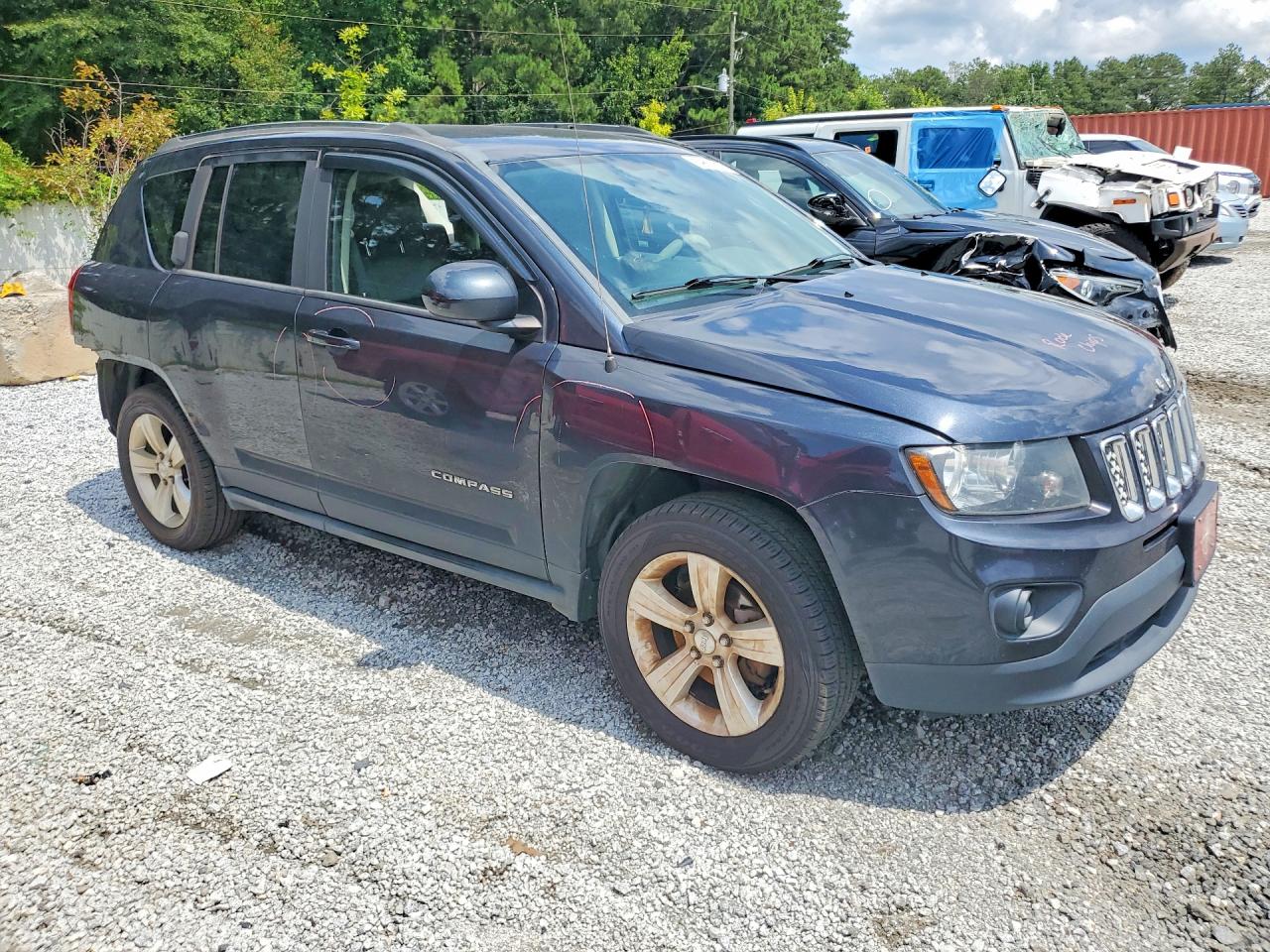 2014 Jeep Compass Latitude Charcoal vin: 1C4NJDEB3ED689343