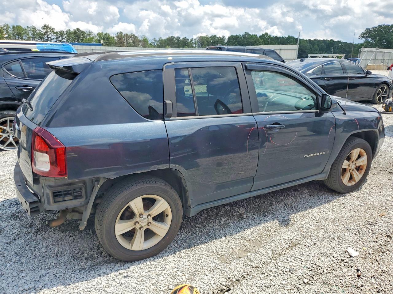 2014 Jeep Compass Latitude Charcoal vin: 1C4NJDEB3ED689343