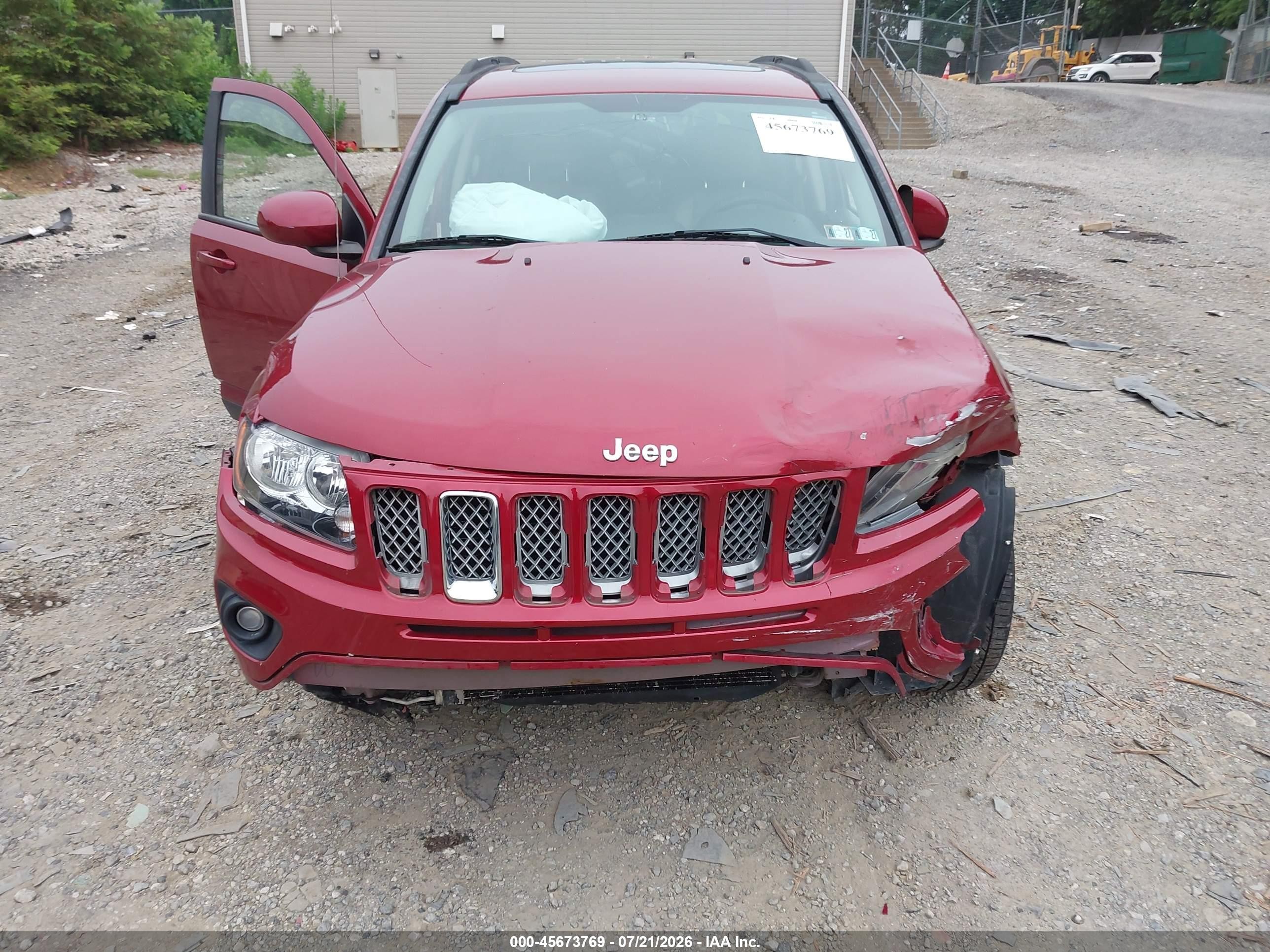 2014 Jeep Compass Latitude Красный vin: 1C4NJDEB3ED718677