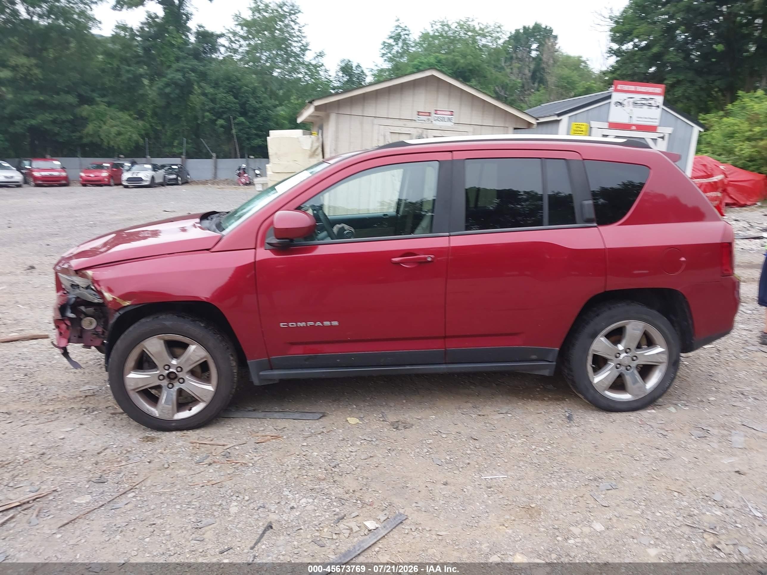 2014 Jeep Compass Latitude Красный vin: 1C4NJDEB3ED718677