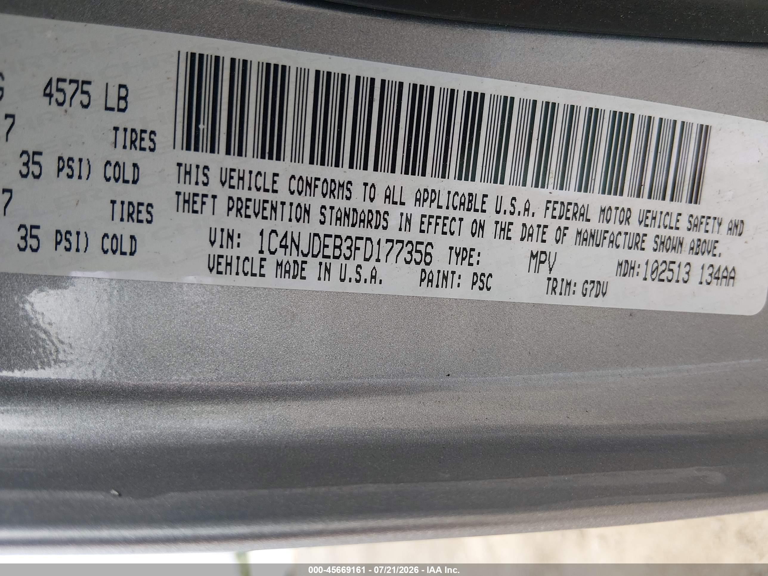 2015 Jeep Compass Latitude Silver vin: 1C4NJDEB3FD177356