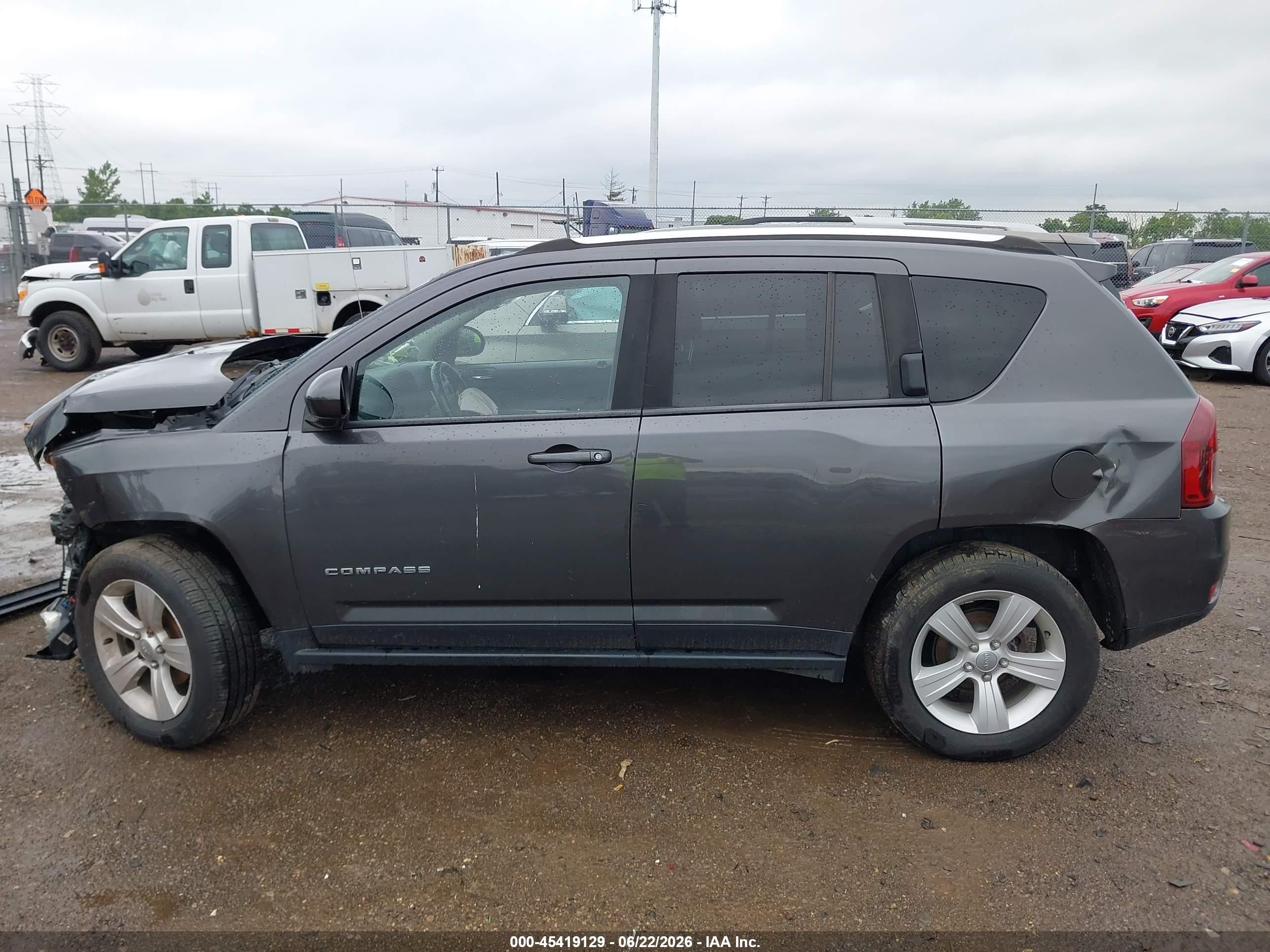 2015 Jeep Compass High Altitude Edition Серый vin: 1C4NJDEB3FD208038