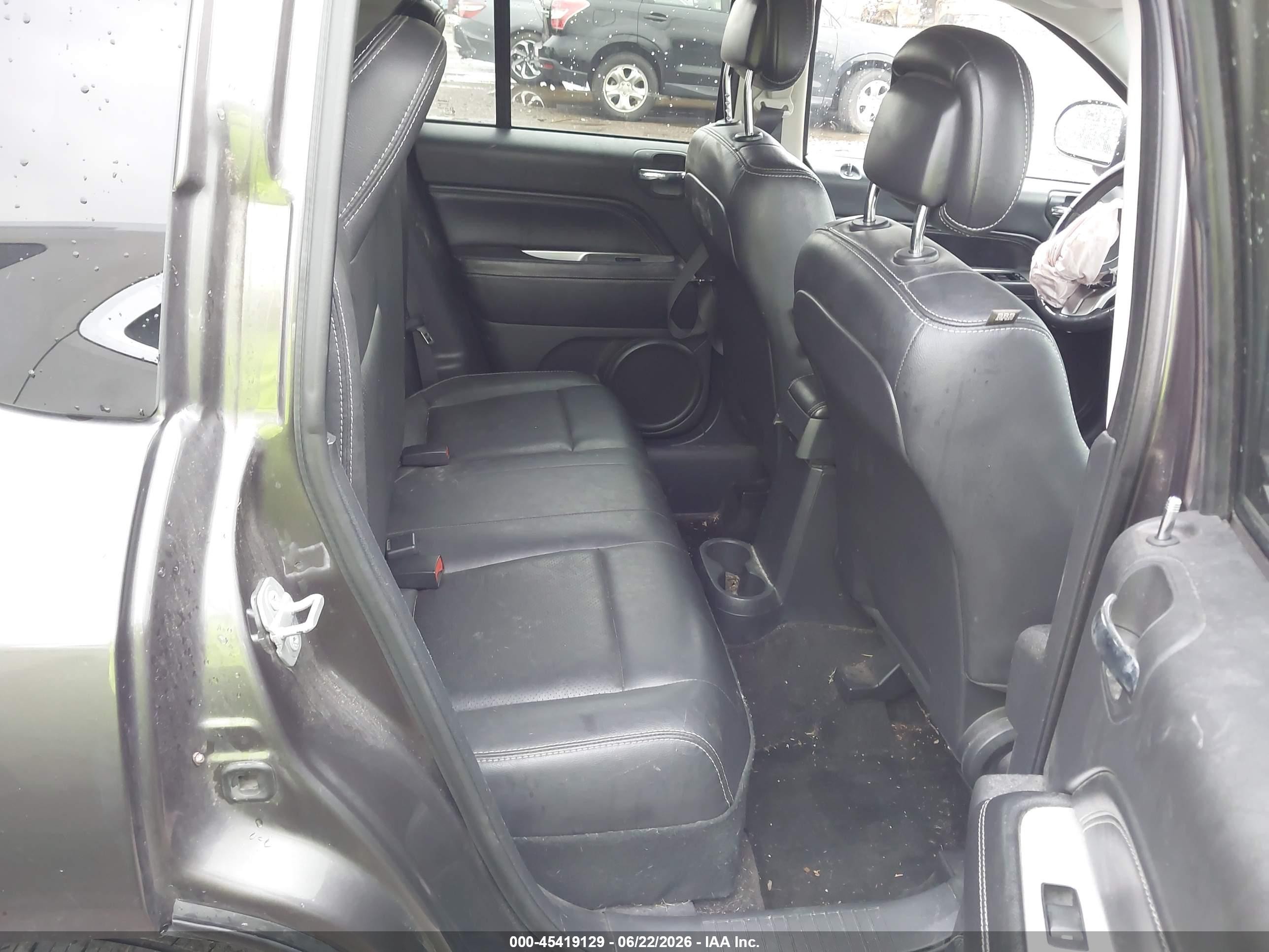2015 Jeep Compass High Altitude Edition Серый vin: 1C4NJDEB3FD208038