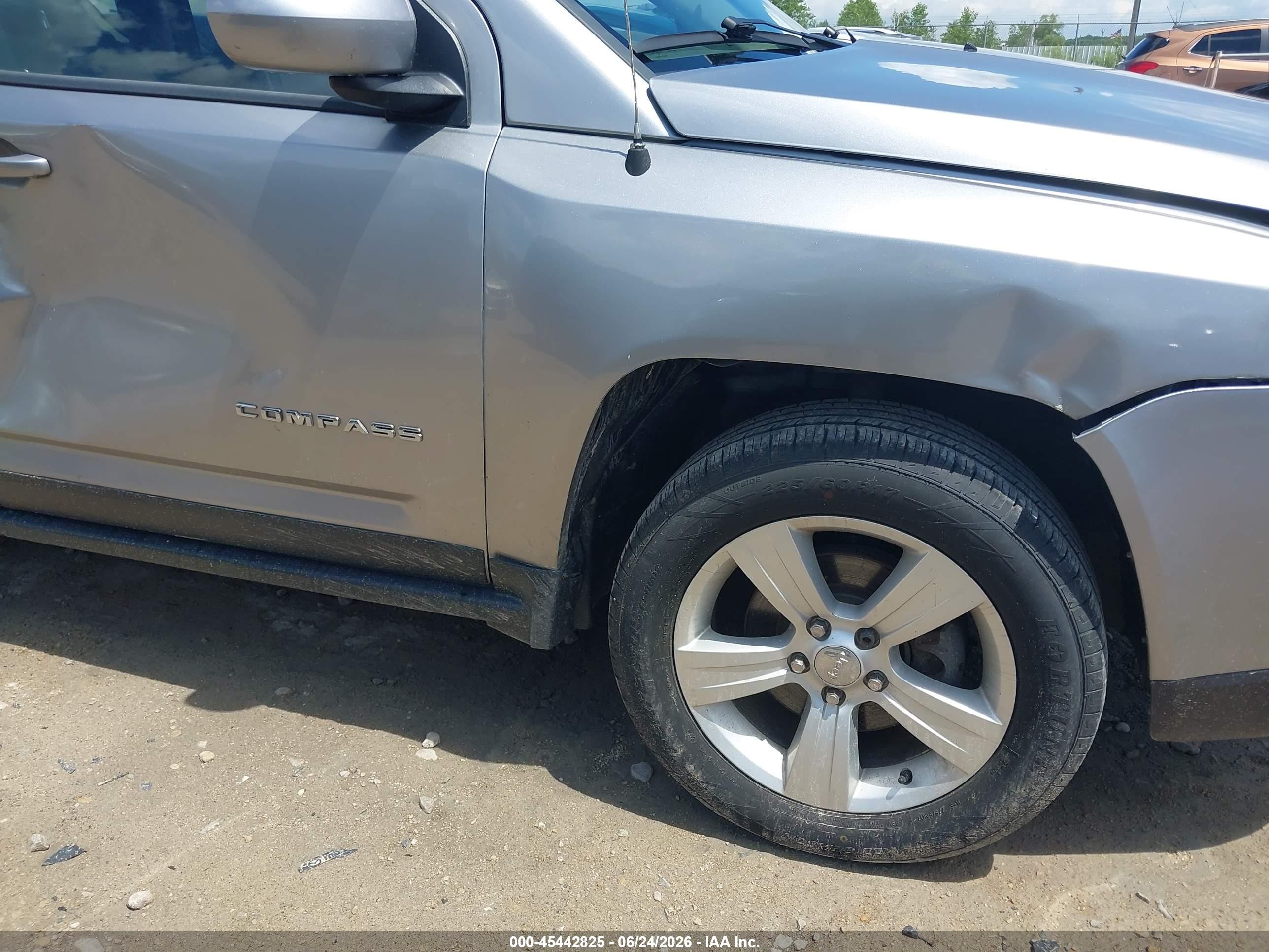 2015 Jeep Compass High Altitude Edition Серый vin: 1C4NJDEB3FD304073