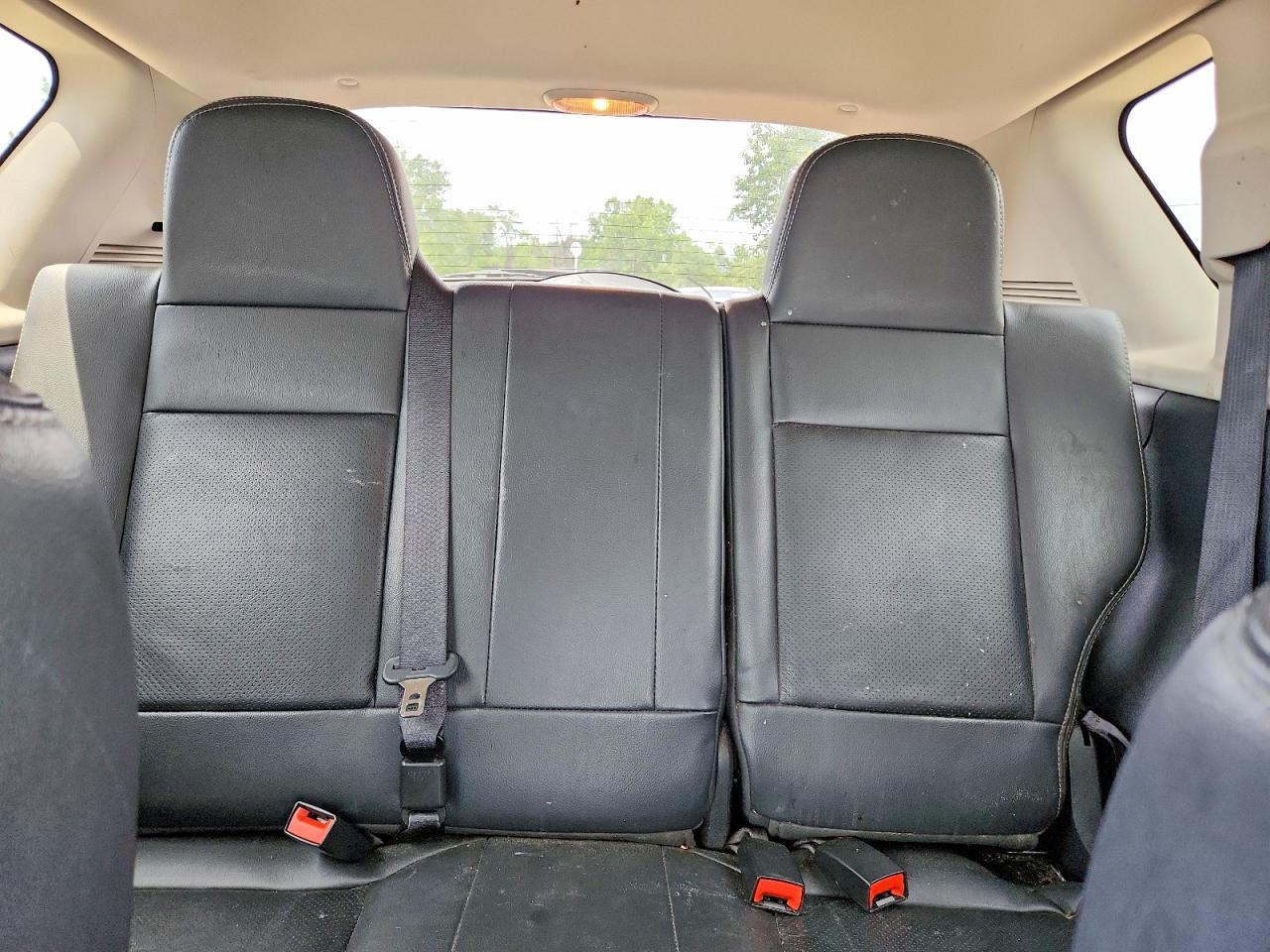 2015 Jeep Compass Latitude White vin: 1C4NJDEB3FD396334