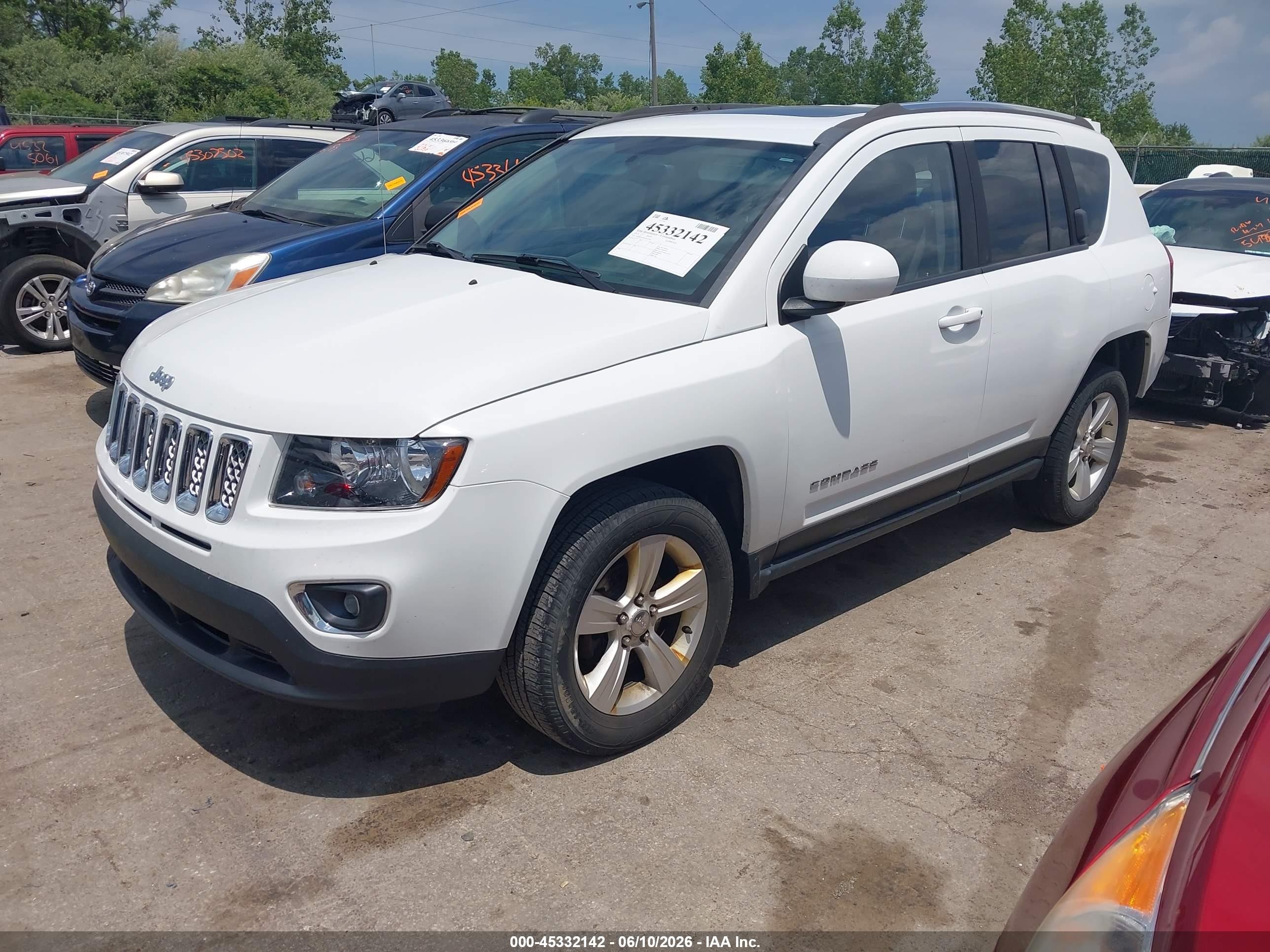 2015 Jeep Compass High Altitude Edition White vin: 1C4NJDEB3FD412547