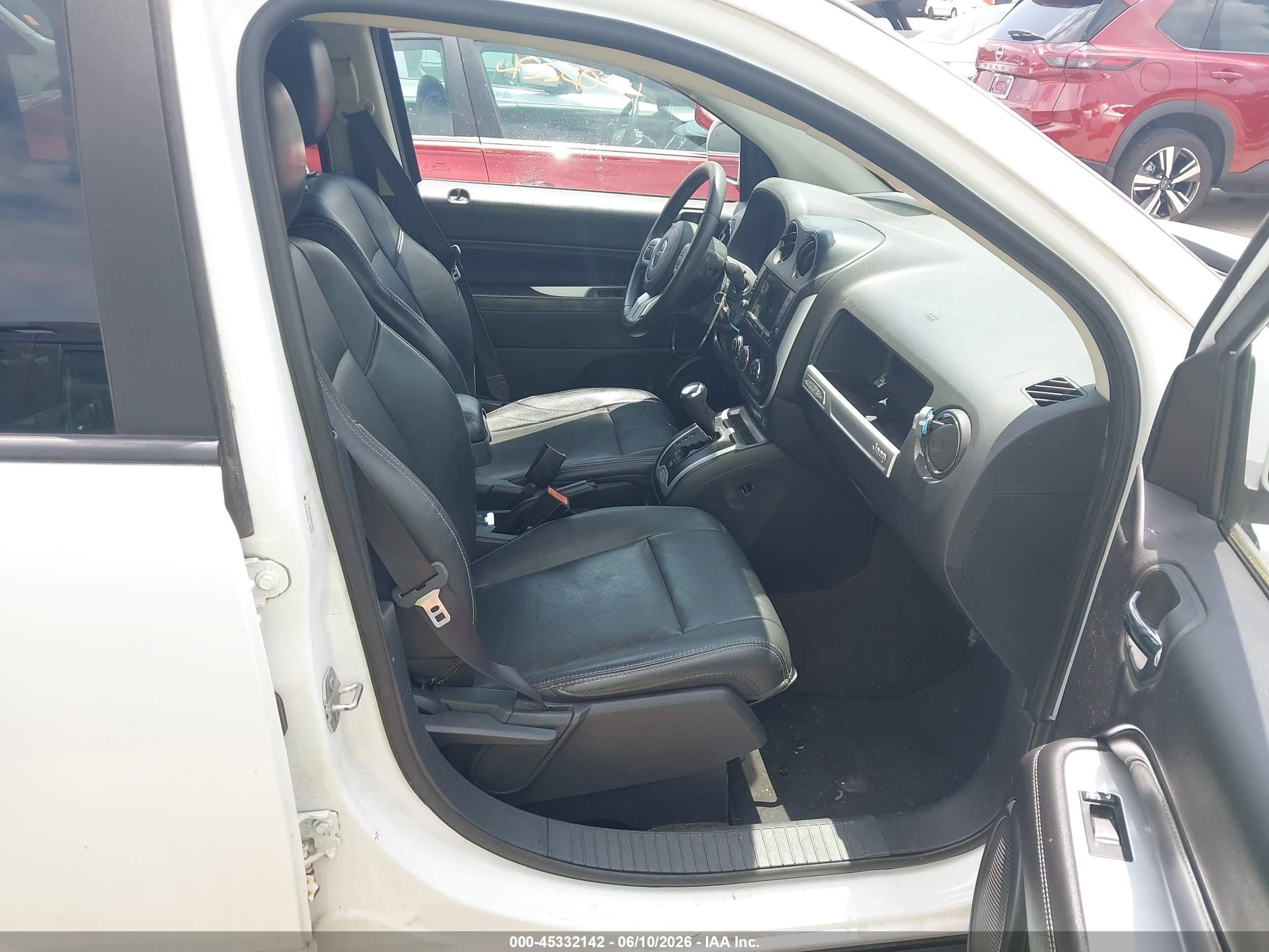 2015 Jeep Compass High Altitude Edition White vin: 1C4NJDEB3FD412547