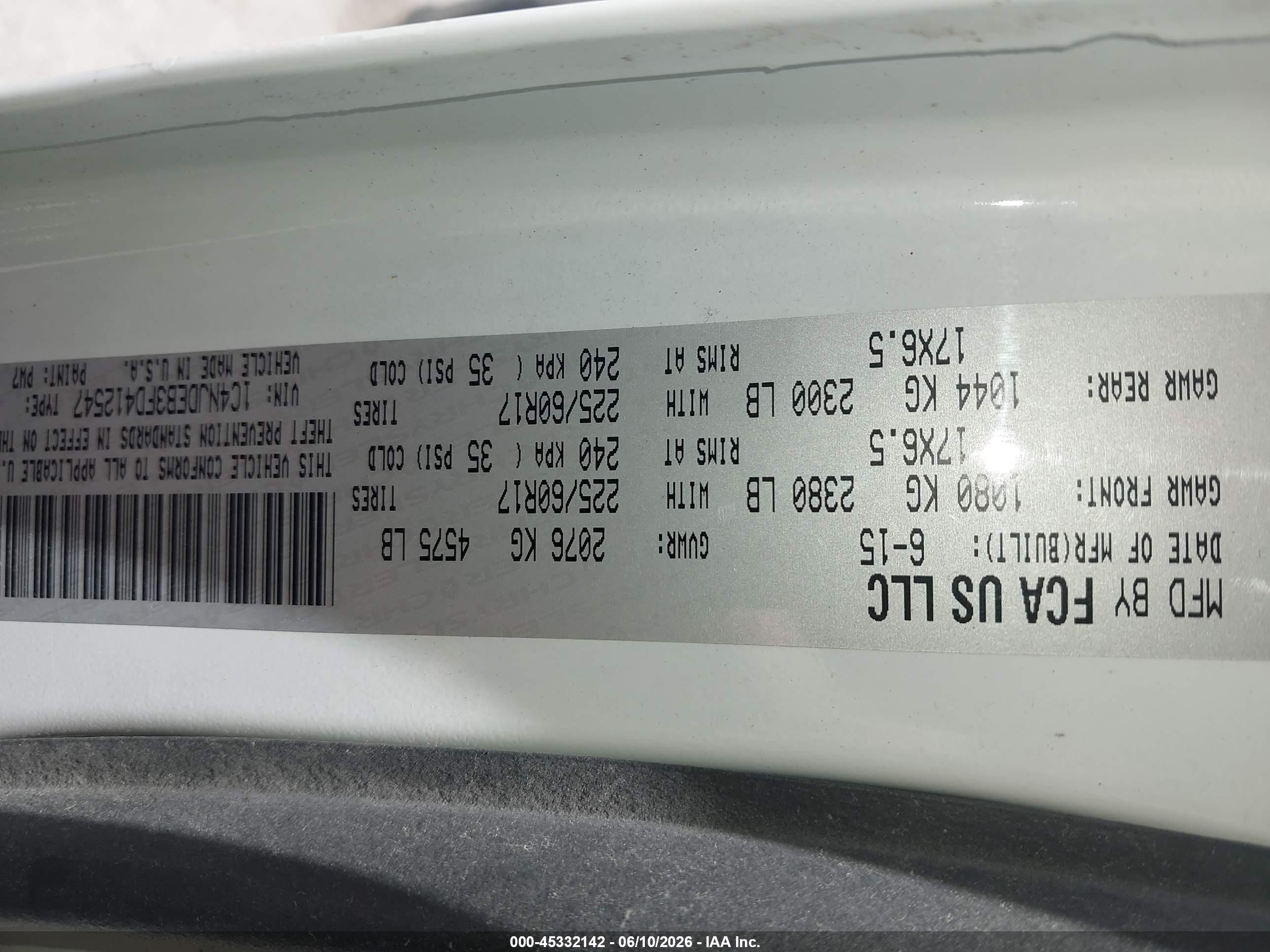 2015 Jeep Compass High Altitude Edition White vin: 1C4NJDEB3FD412547