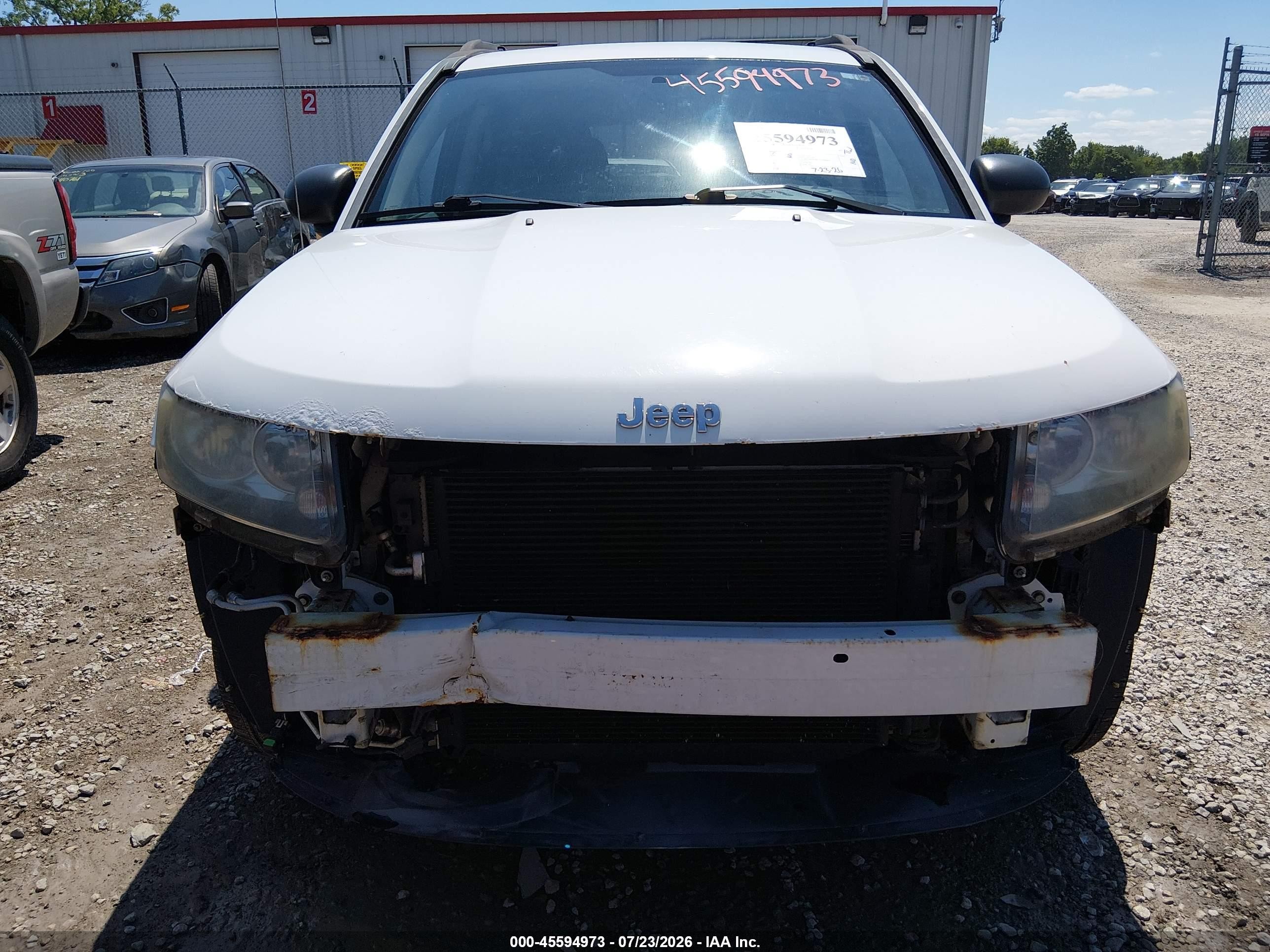 2012 Jeep Compass Latitude White vin: 1C4NJDEB4CD689719