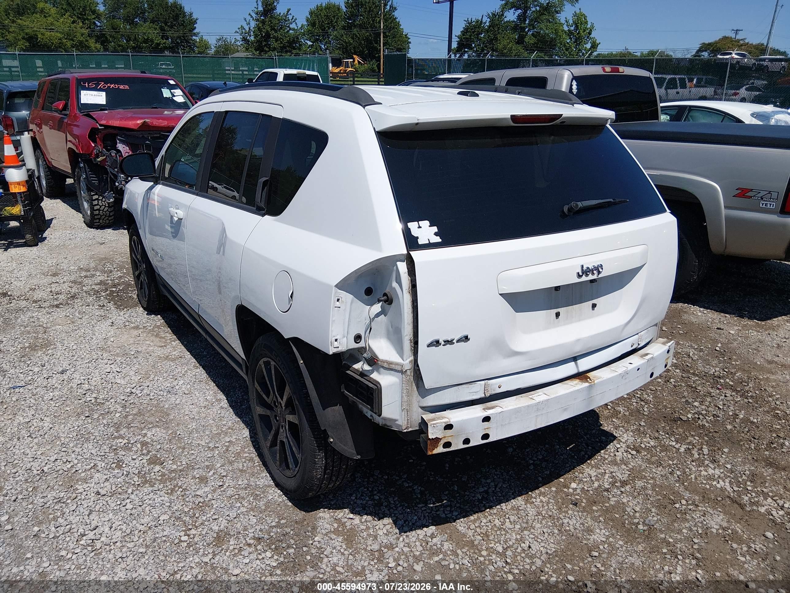 2012 Jeep Compass Latitude White vin: 1C4NJDEB4CD689719