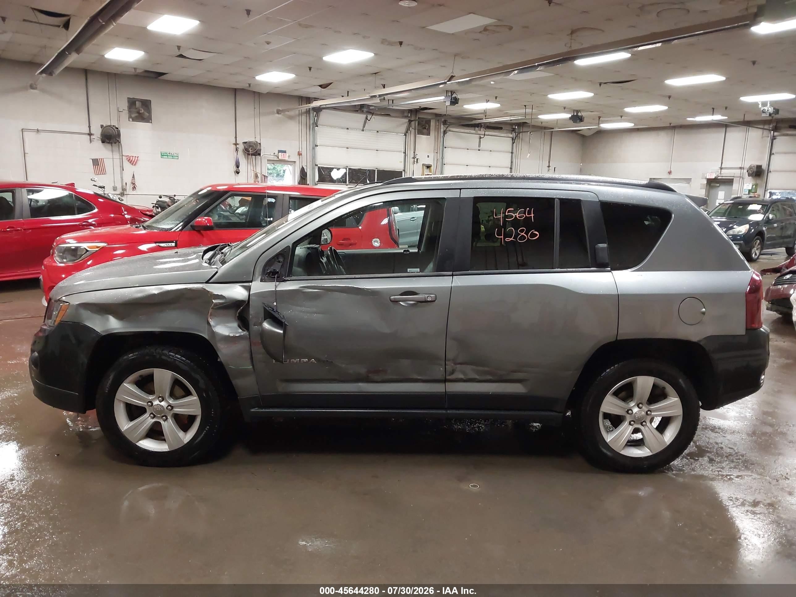 2014 Jeep Compass Latitude Gray vin: 1C4NJDEB4ED532825