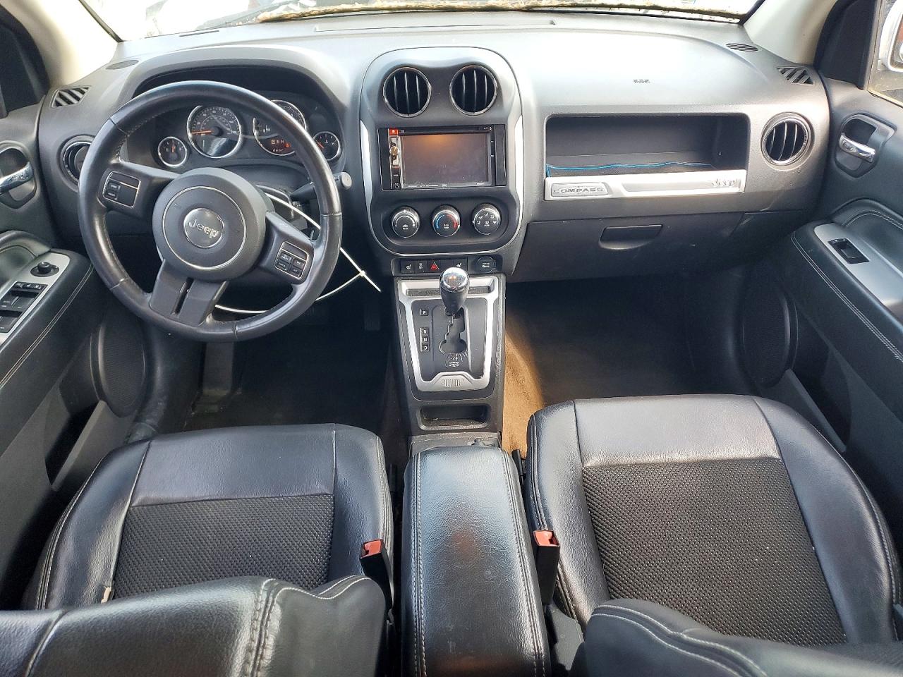 2014 Jeep Compass Latitude Silver vin: 1C4NJDEB4ED621410