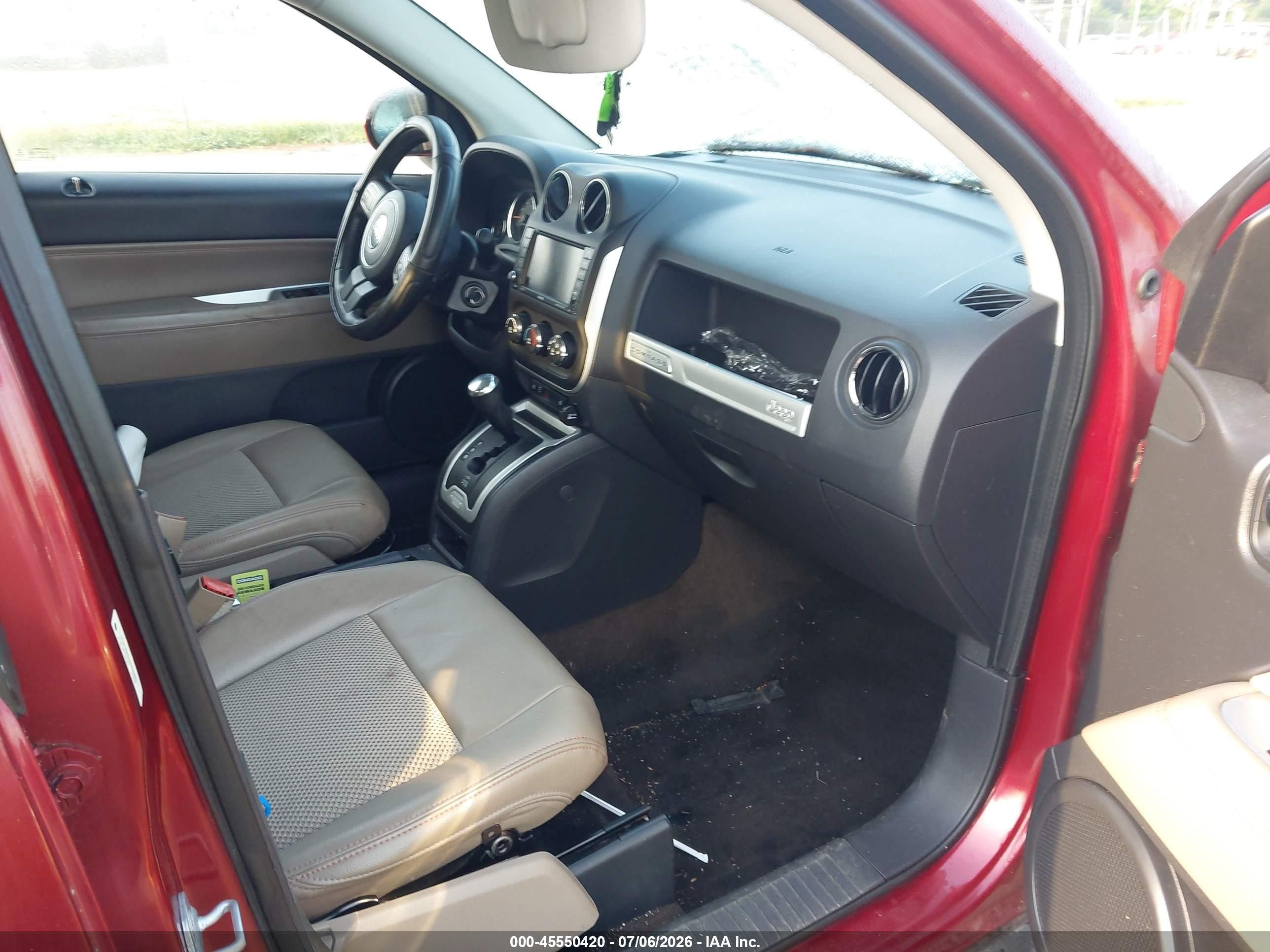 2014 Jeep Compass Latitude Maroon vin: 1C4NJDEB4ED623805