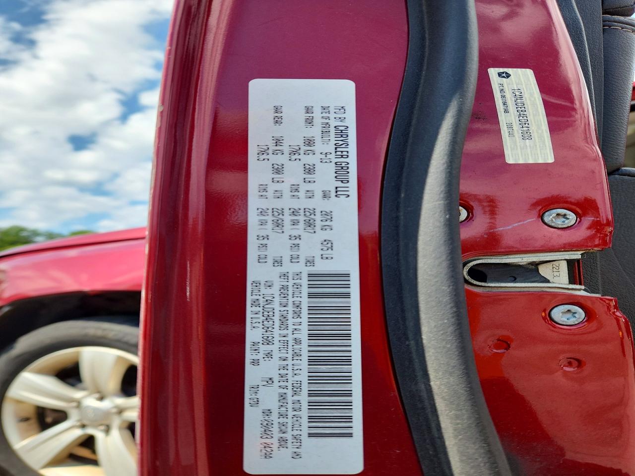 2014 Jeep Compass Latitude Red vin: 1C4NJDEB4ED641608