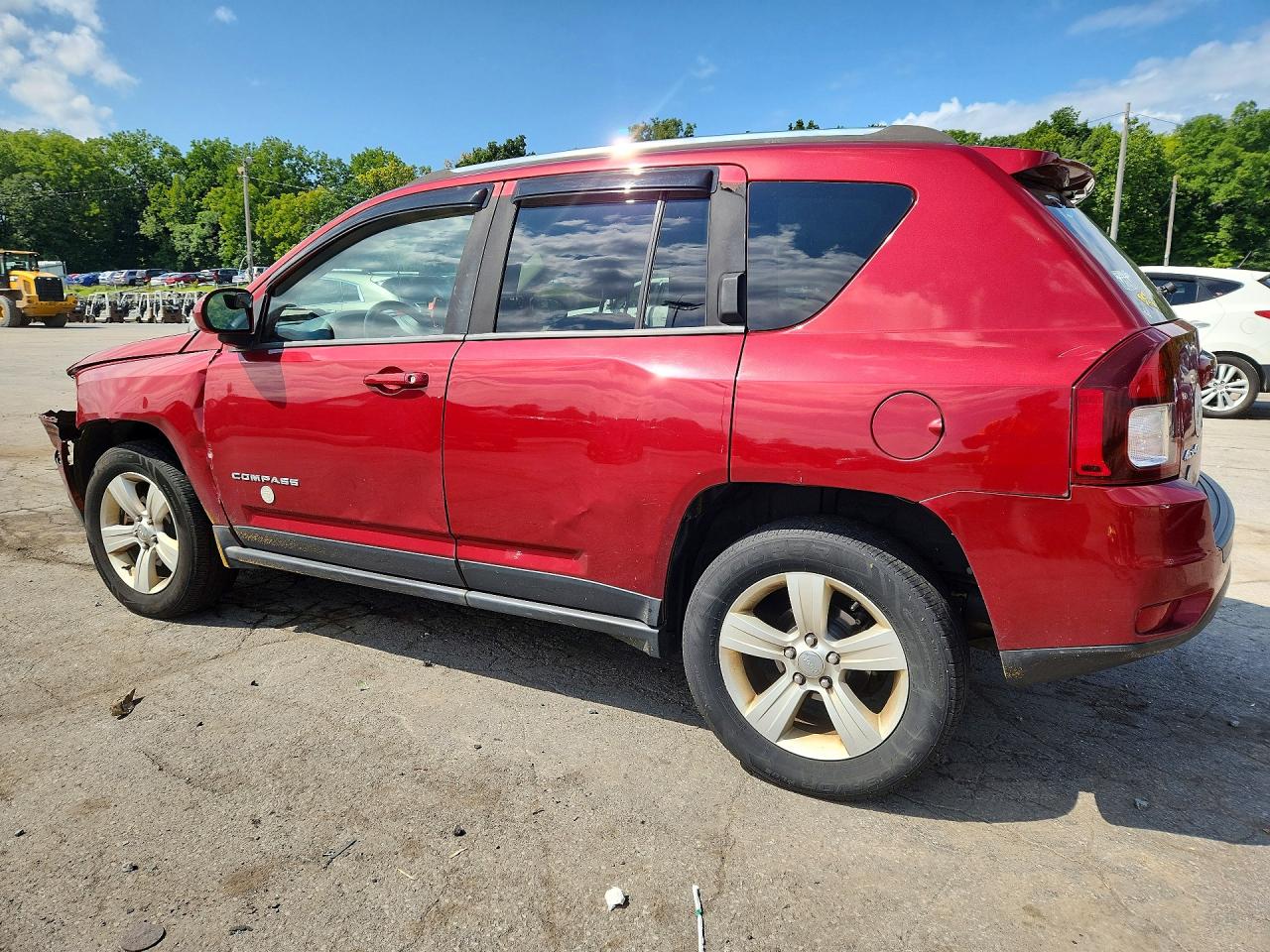 2014 Jeep Compass Latitude Red vin: 1C4NJDEB4ED641608