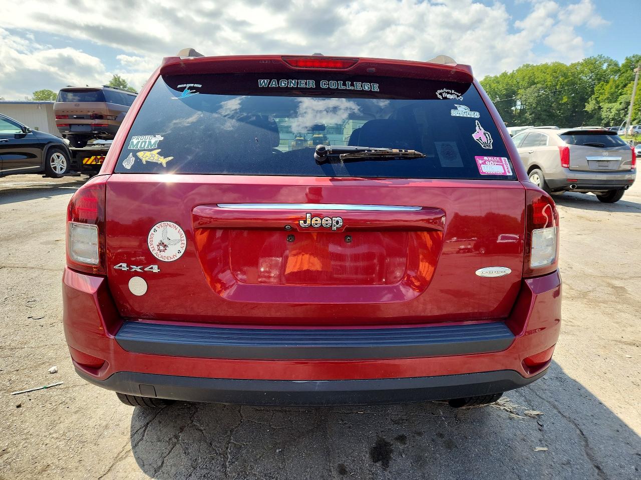 2014 Jeep Compass Latitude Red vin: 1C4NJDEB4ED641608