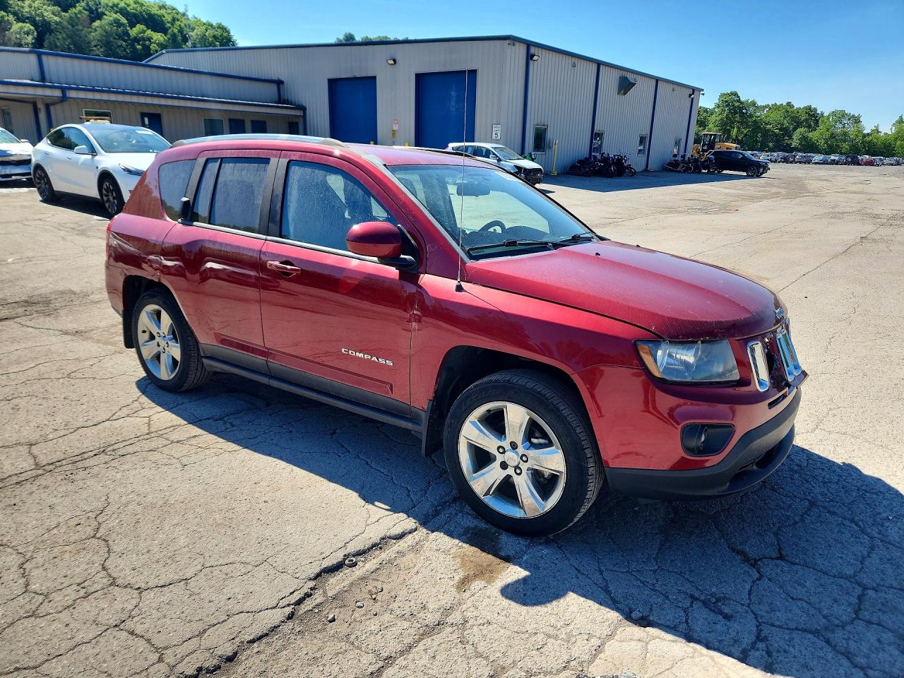 2014 Jeep Compass Latitude Burgundy vin: 1C4NJDEB4ED647814