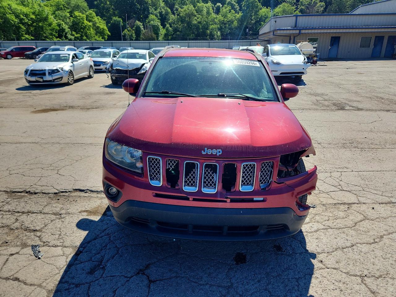 2014 Jeep Compass Latitude Burgundy vin: 1C4NJDEB4ED647814