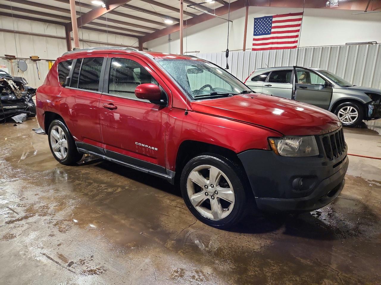 2014 Jeep Compass Latitude Red vin: 1C4NJDEB4ED784526